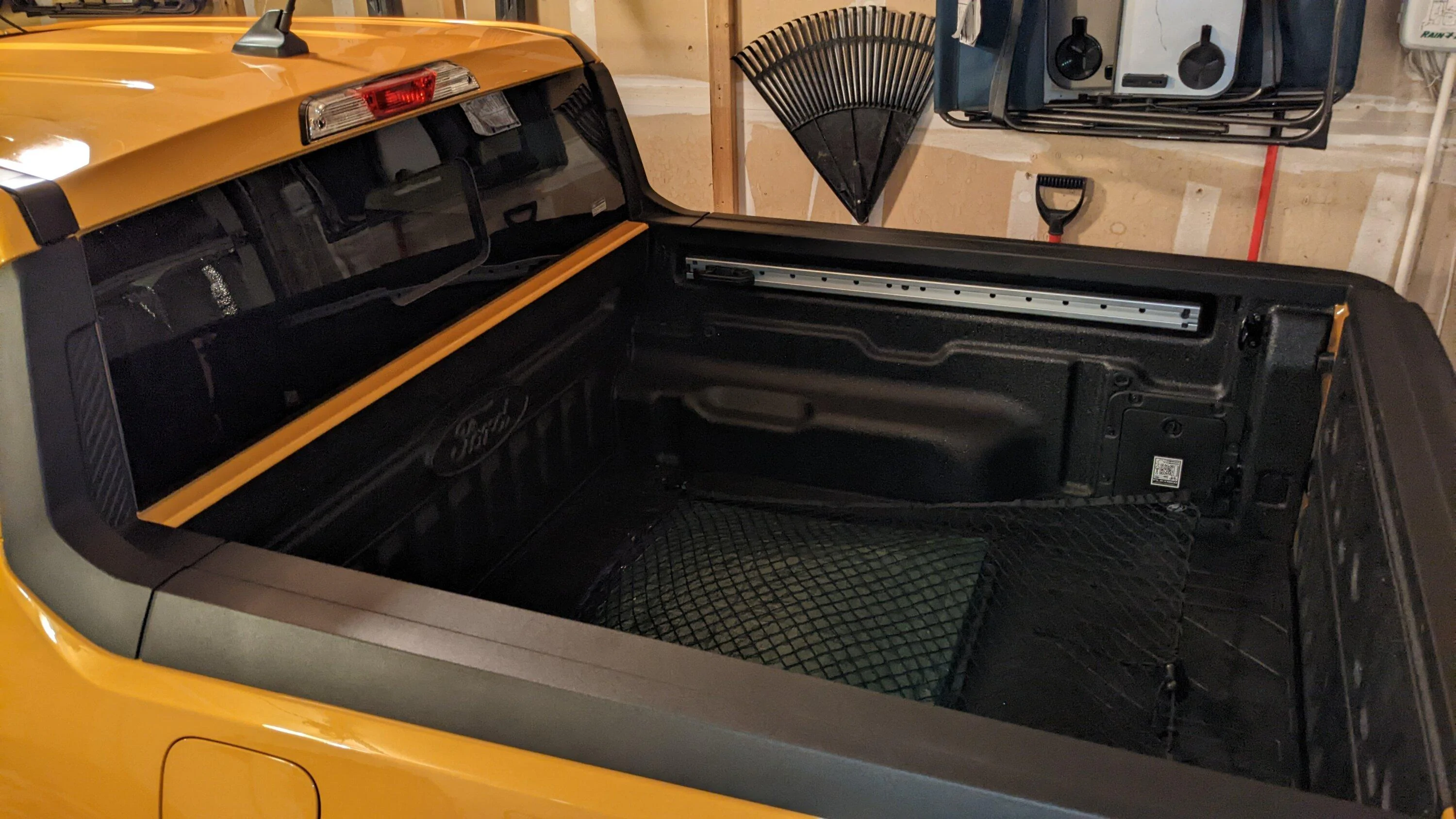 Ford Maverick Spray In Bed Liner Capacity Now Available and Won't Delay Orders - Says Ford PXL_20221210_005412501