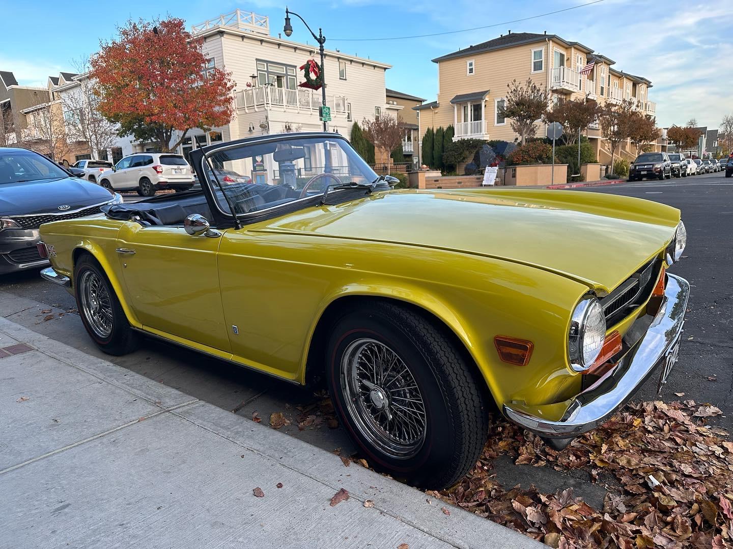 Ford Maverick Fun summer classic cars? 40AB3805-2521-4D3C-B1B4-A3584FC7E041