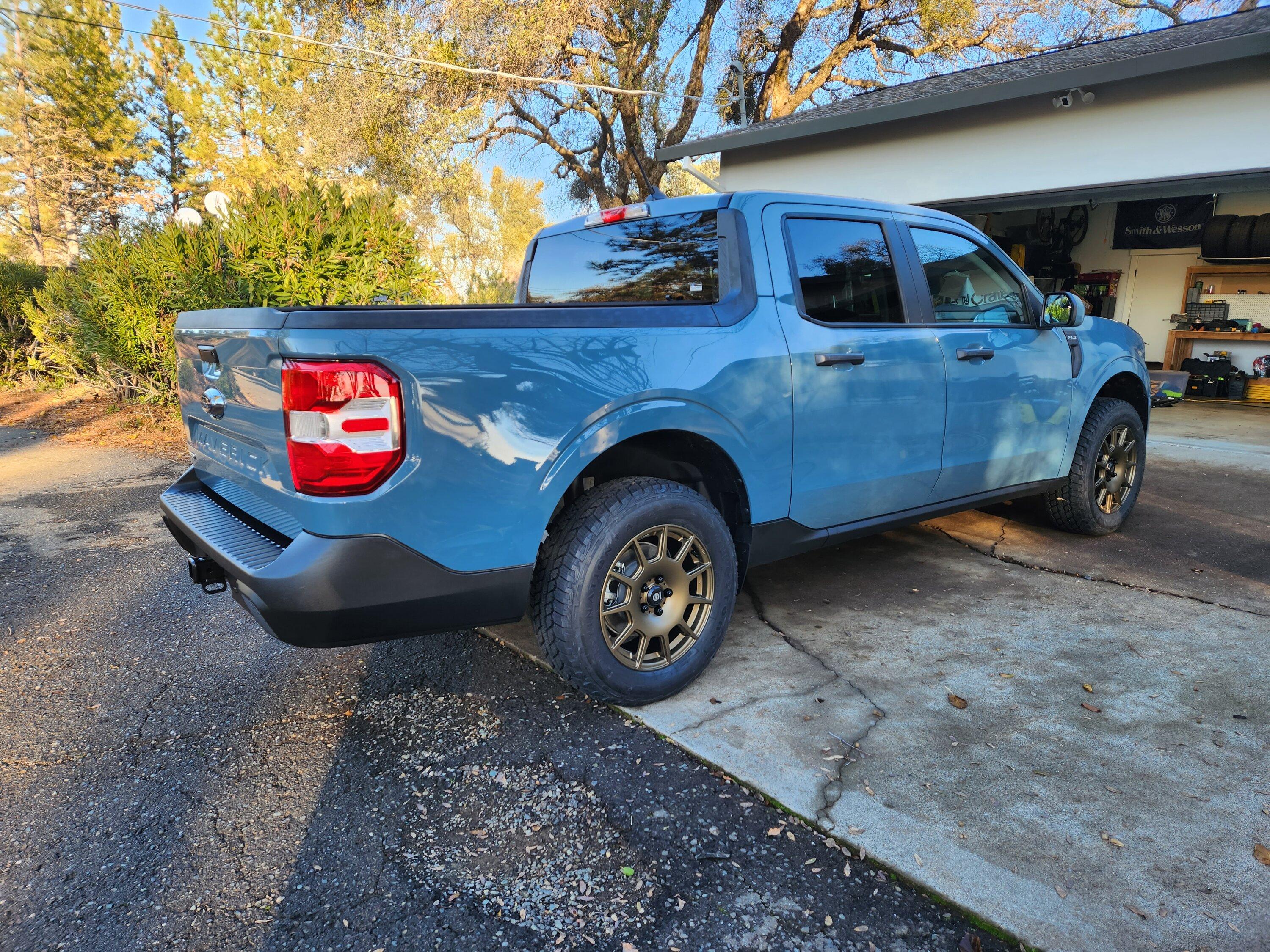 Ford Maverick Hybrids with 235/65R17: Impressions? 20221215_151138