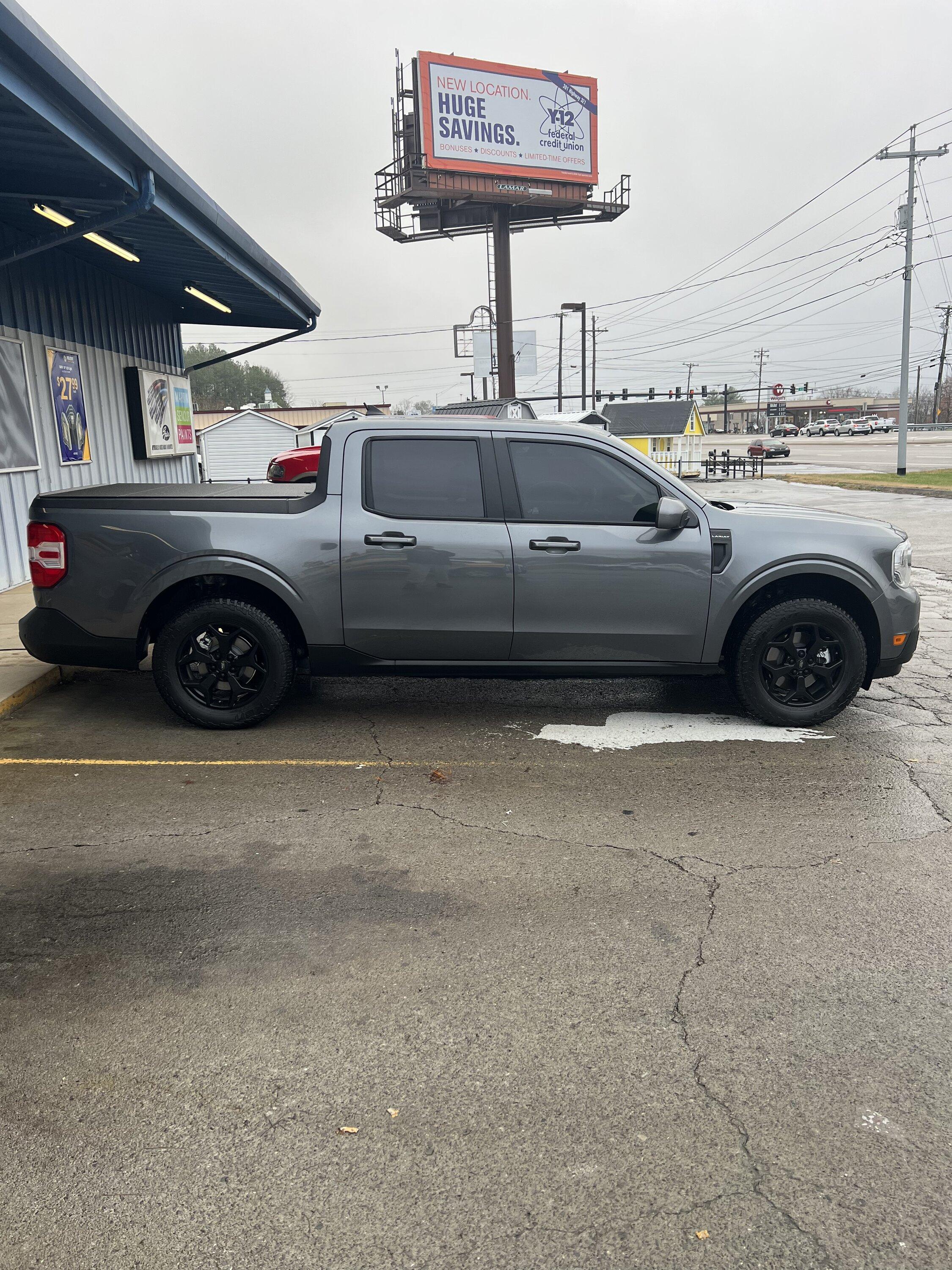 Ford Maverick Video Walkaround: Hybrid Maverick Without Lux Package in Carbonized Gray 7246B179-8913-461D-8E0C-99A6D3E32E6C