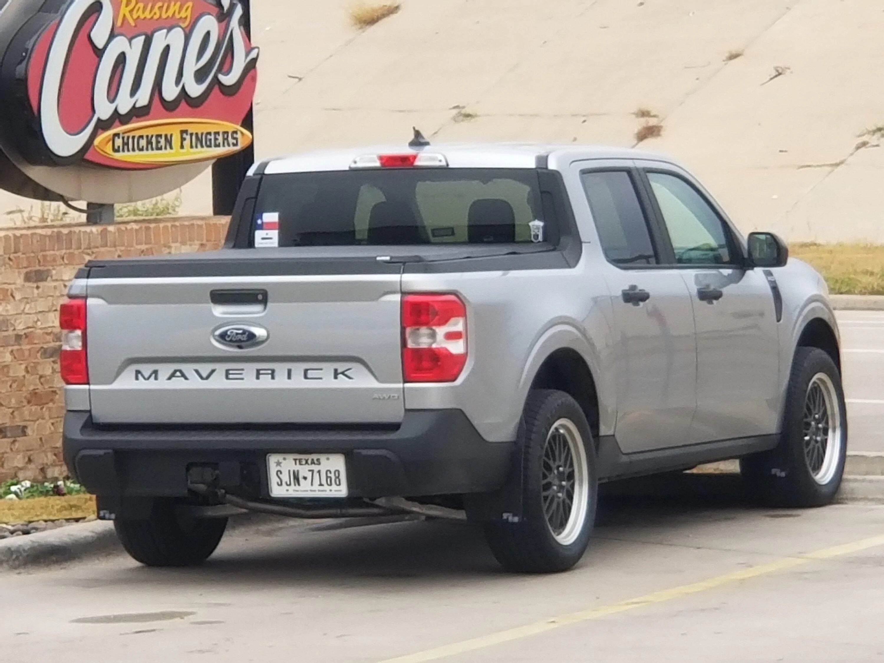 Ford Maverick Dealers selling "used" new Mavericks 20221210_113929