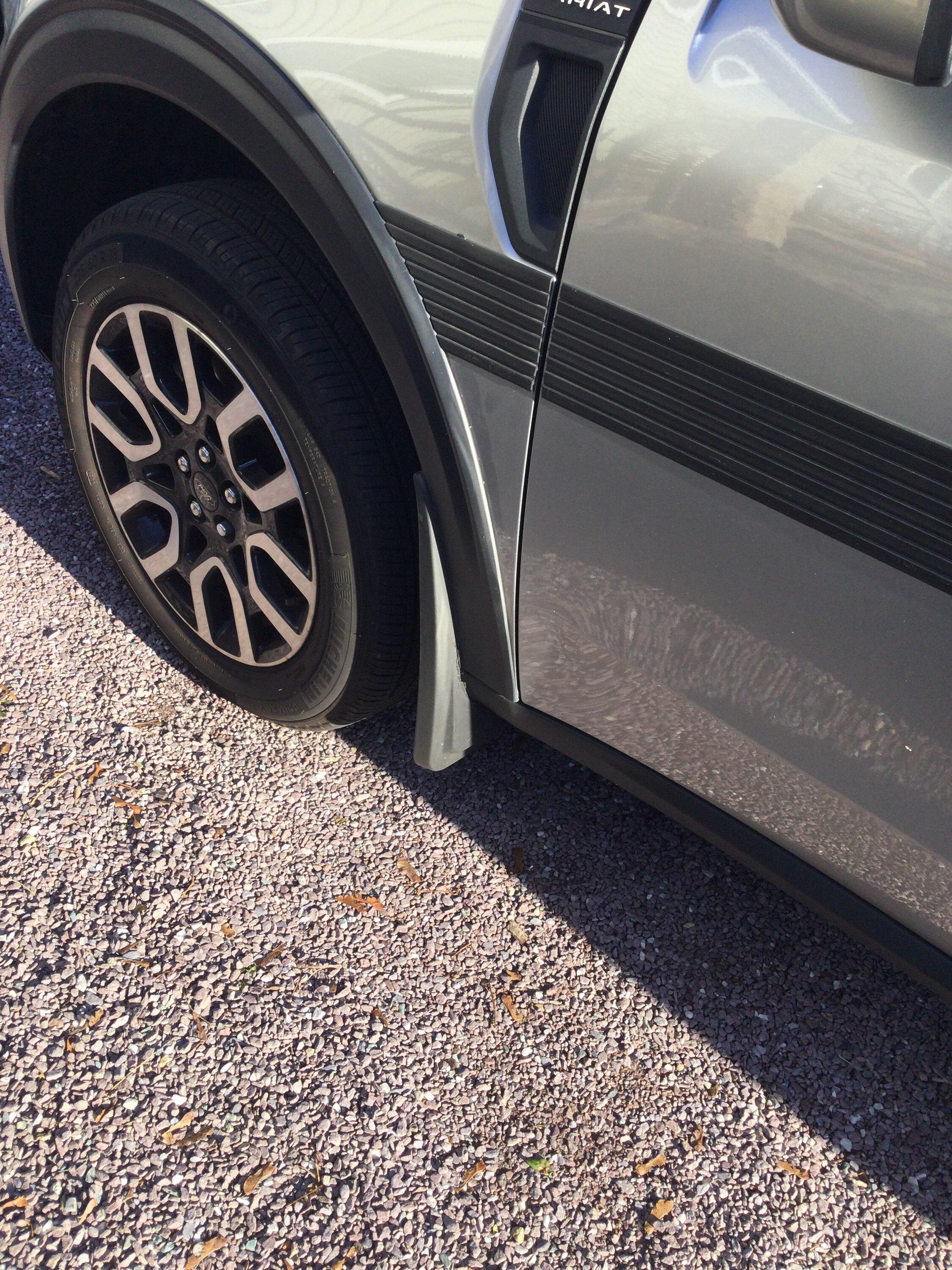Ford Maverick Air Design Fender Flares and Factory Splash Guards 5183621B-874F-45BE-A6D2-879E4AA7E955