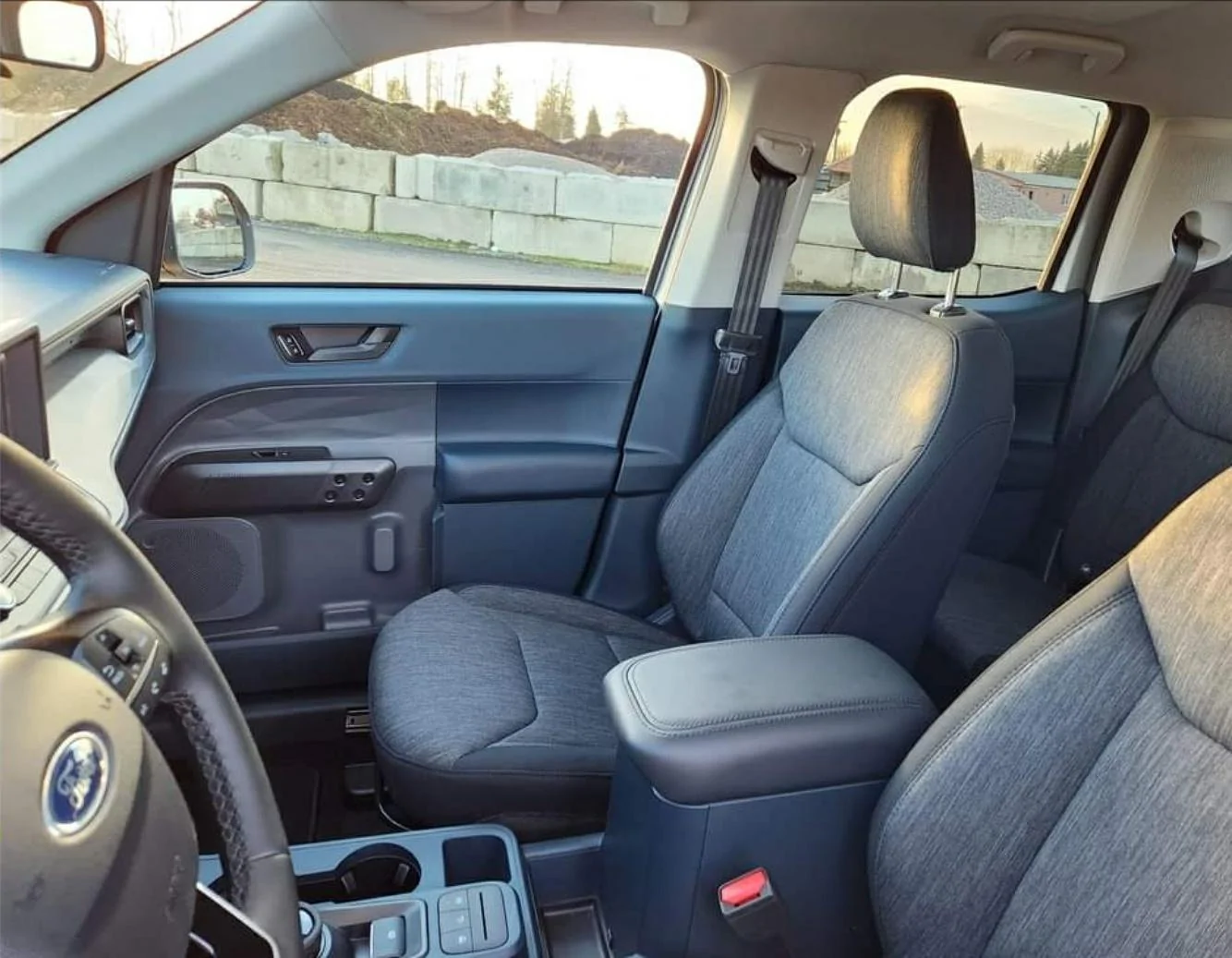 Ford Maverick BAP Black Appearance Package 2023 Maverick spotted! Front, Back & Interior! 📸 Screenshot_20221221-194702__01__01