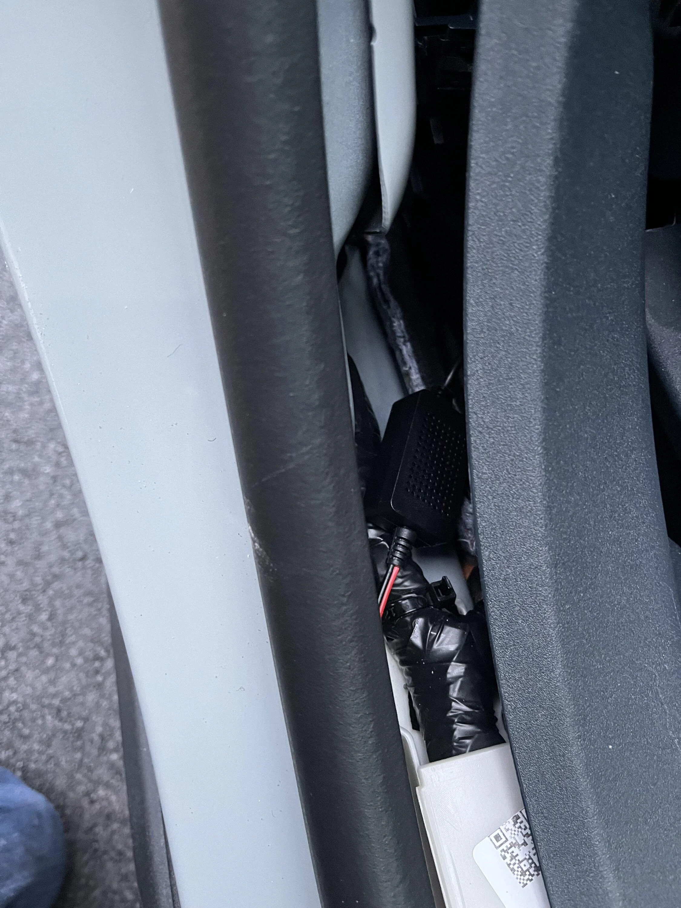 Ford Maverick Connecting Two Dash Cams to Single Ignition Only Fuse - Complete IMG_4239