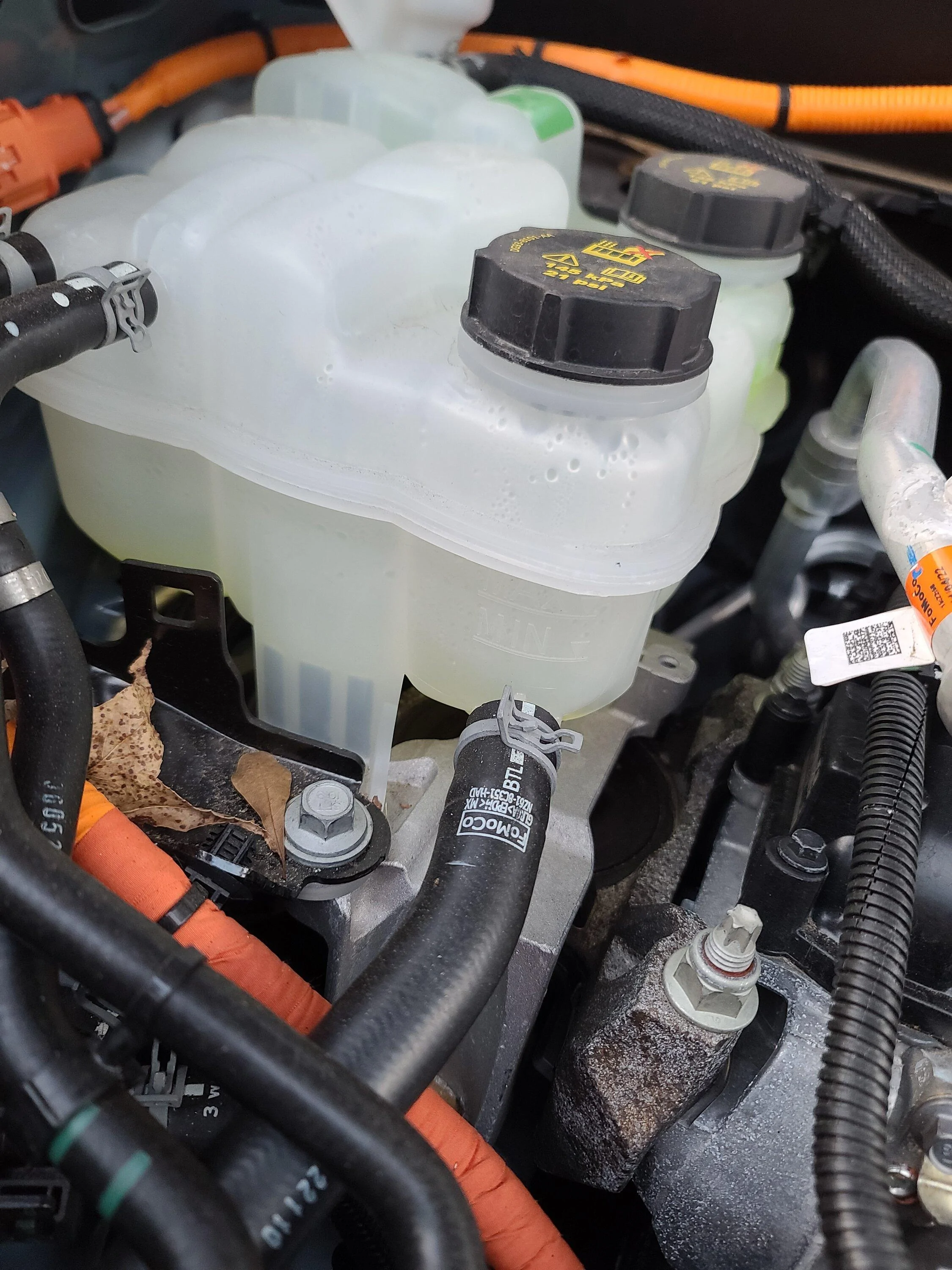 Ford Maverick FIXED - Coolant leak near exhaust - Exhaust Pipe Auxillary Heater 20221228_164659