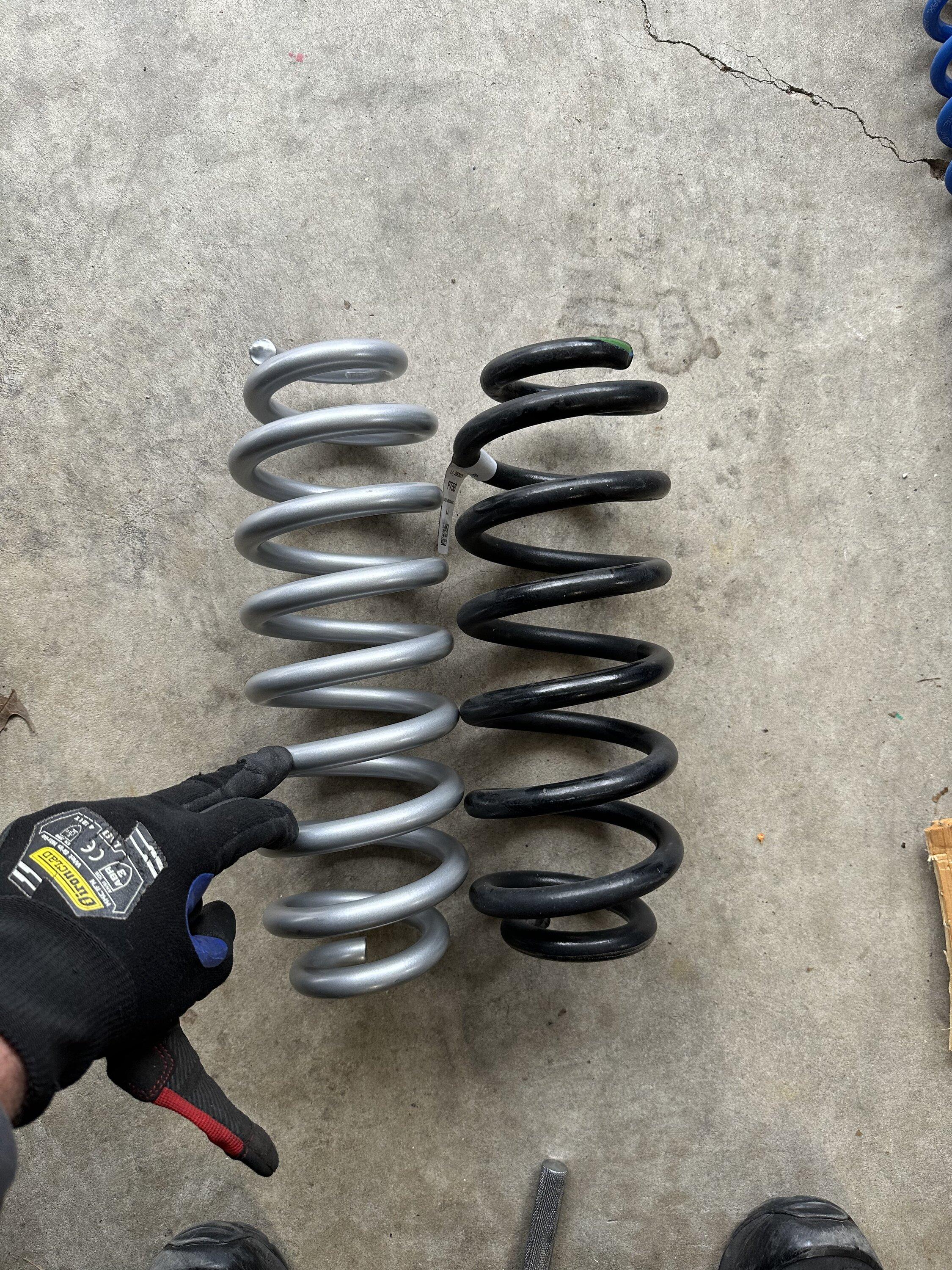 Ford Maverick My 2" Eibach Pro-Lift Kit Springs DIY Install on EcoBoost Maverick XLT AWD 41E3B75D-044E-481E-98FC-922A1127BE3C