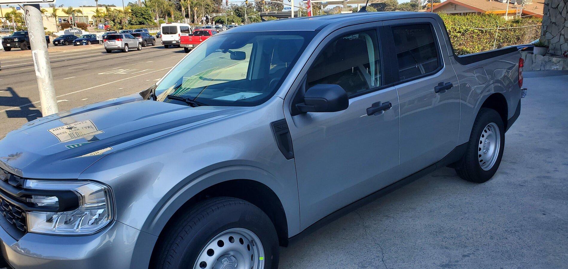 Ford Maverick ICONIC SILVER Maverick Photos Thread 2022 Maverick XL interior Iconic Silver 1