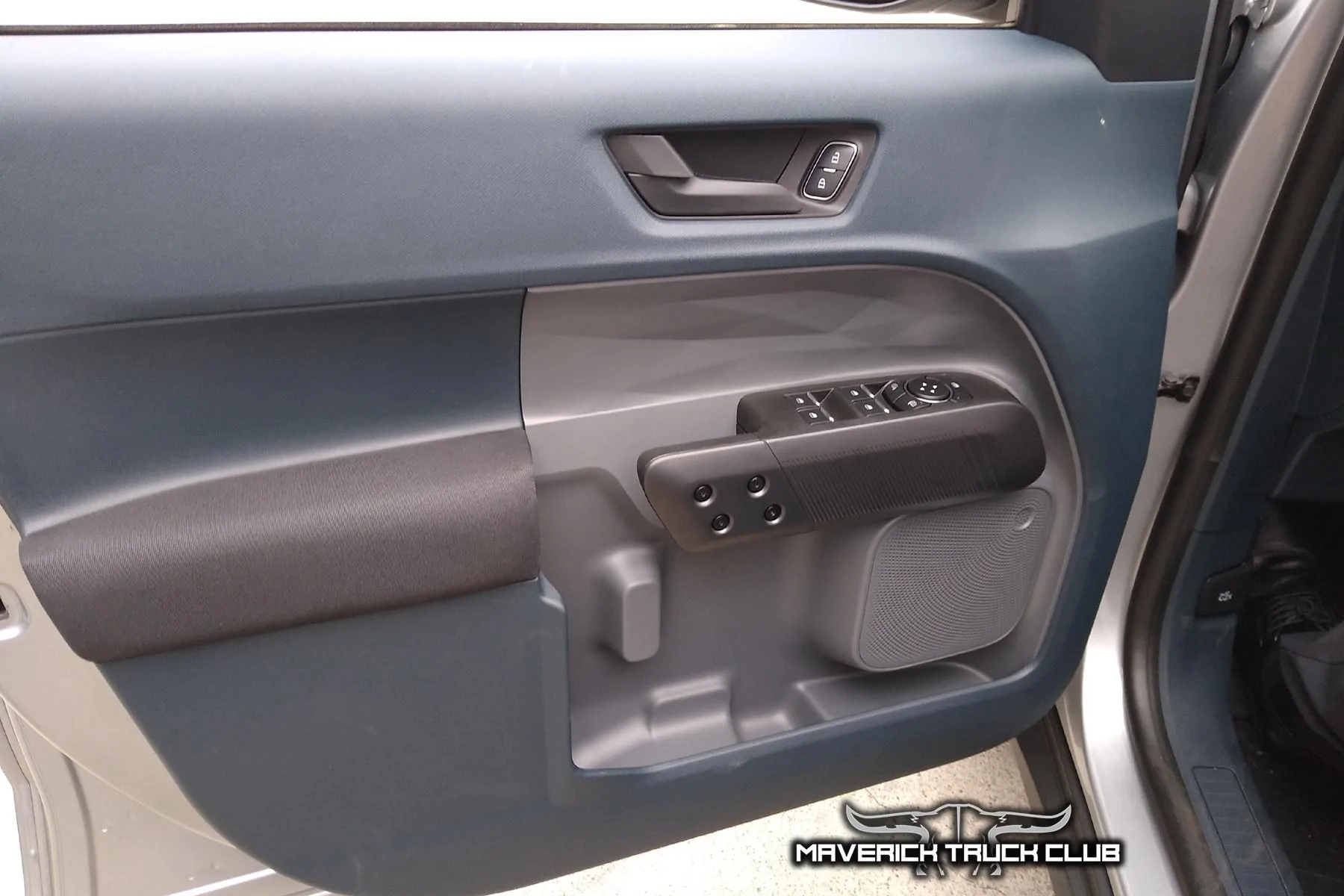 Ford Maverick Maverick XL Interior Shots 2022 Ford Maverick XL interior 1