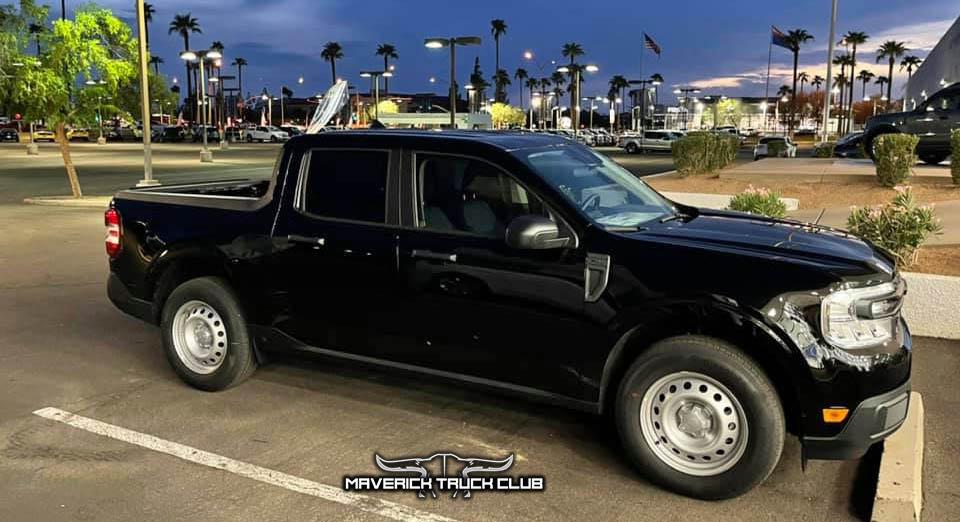 Ford Maverick SHADOW BLACK Maverick Photos Thread Night time Shadow Black Maverick XL steel wheels steelies