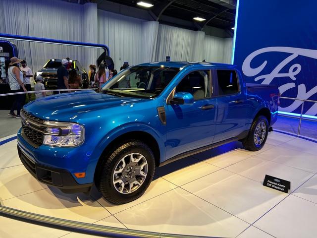 Ford Maverick 4 Mavericks on display at TX State Fair Auto Show - Impressions & Pics IMG_9847.JPG