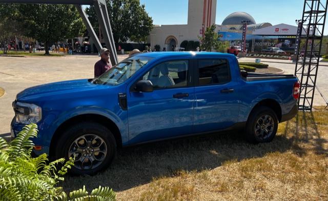 Ford Maverick 4 Mavericks on display at TX State Fair Auto Show - Impressions & Pics IMG_9861