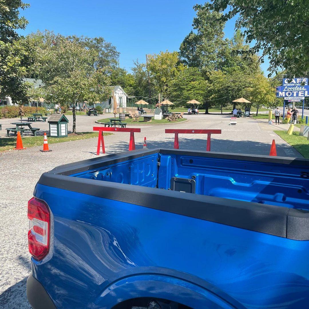 Ford Maverick VELOCITY BLUE Maverick Photos Thread 2022 Maverick XL Velocity Blue 1