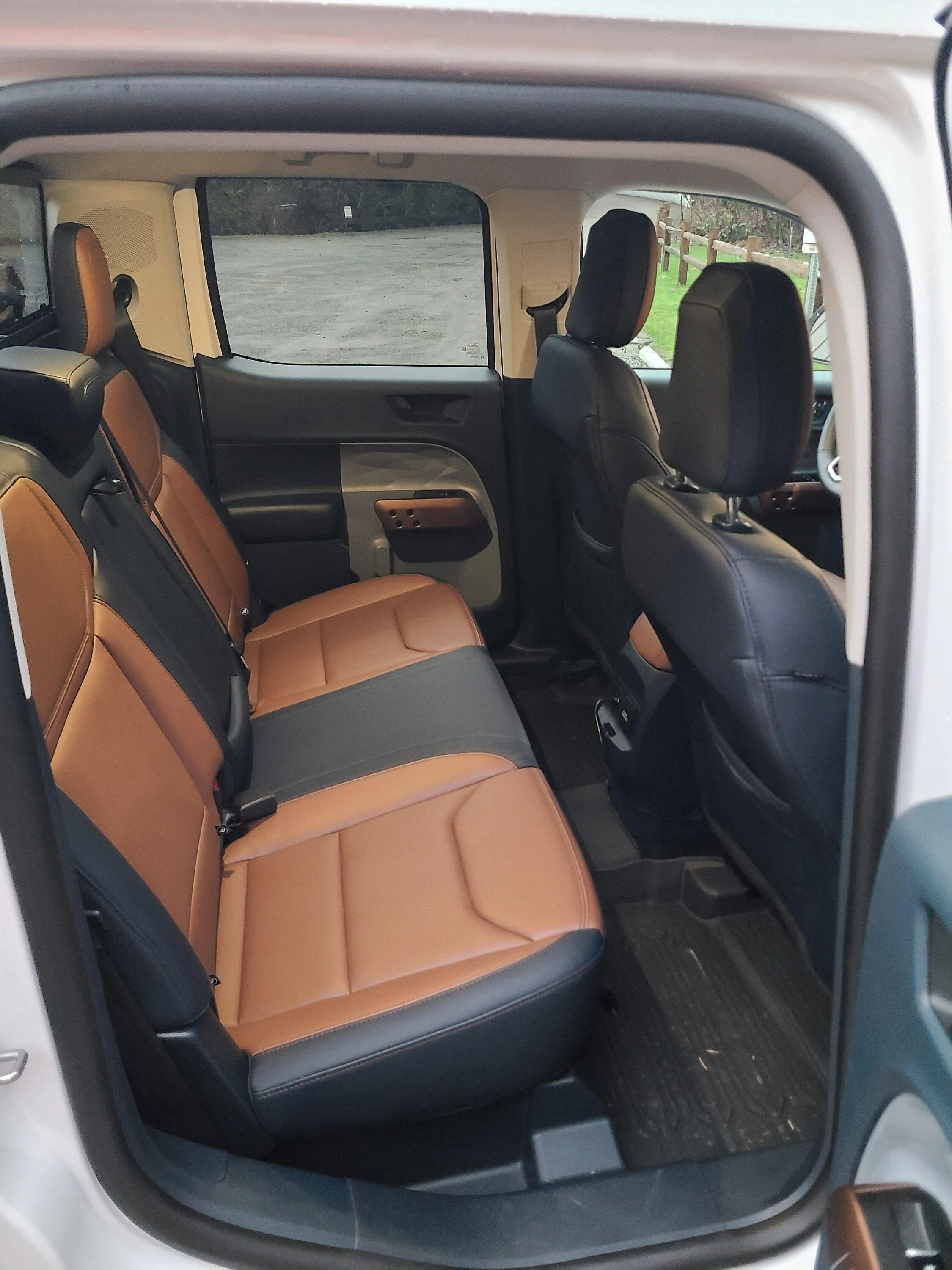 Ford Maverick Fully loaded Hybrid Lariat 20221230_162154