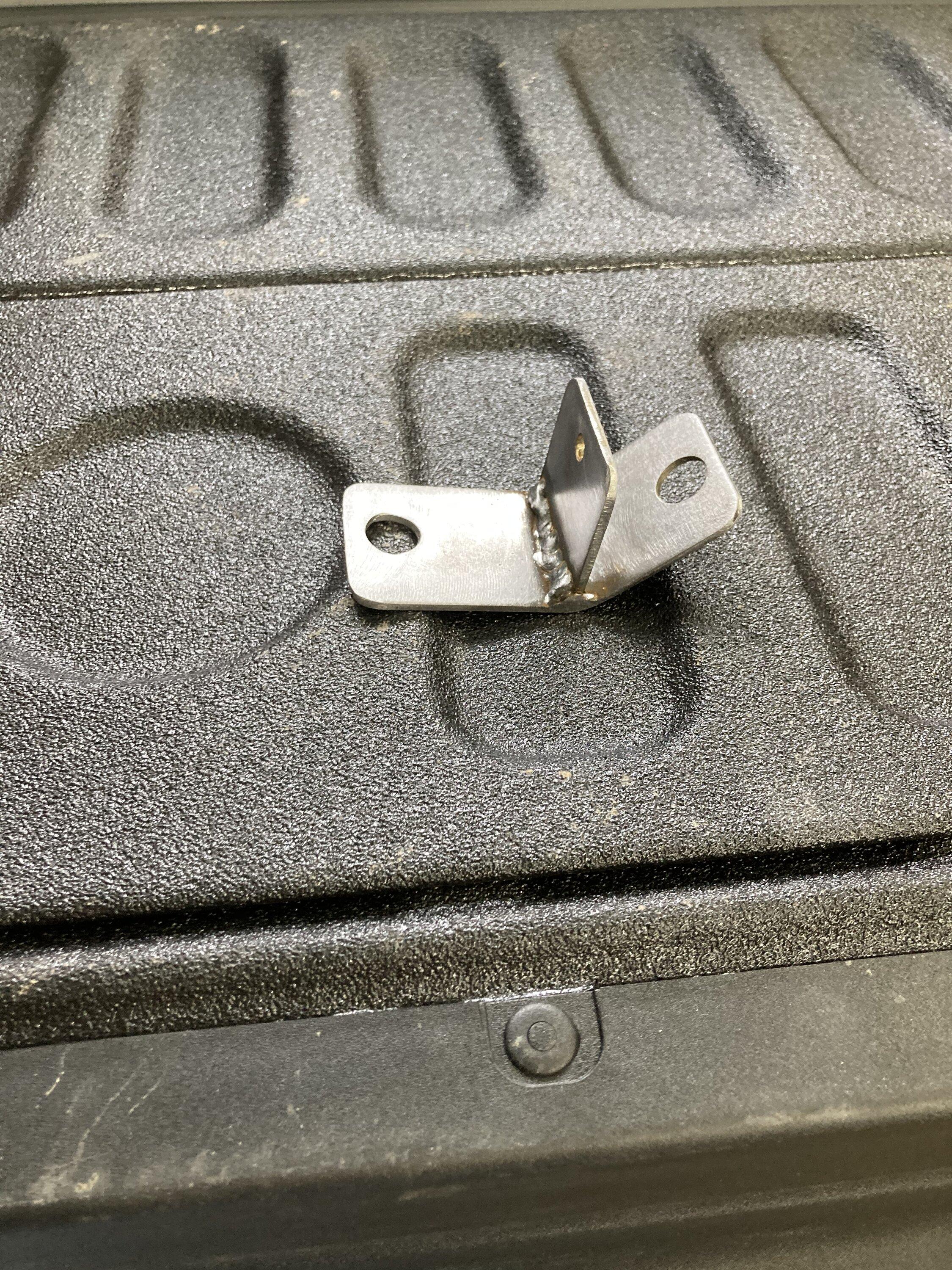 Ford Maverick Is it worth having Tailgate Assist Strut?  Is it worth having Hood Assist Struts from MRT? 6BF3CFAE-CAA1-4638-AEA4-4DC26C5E2E26