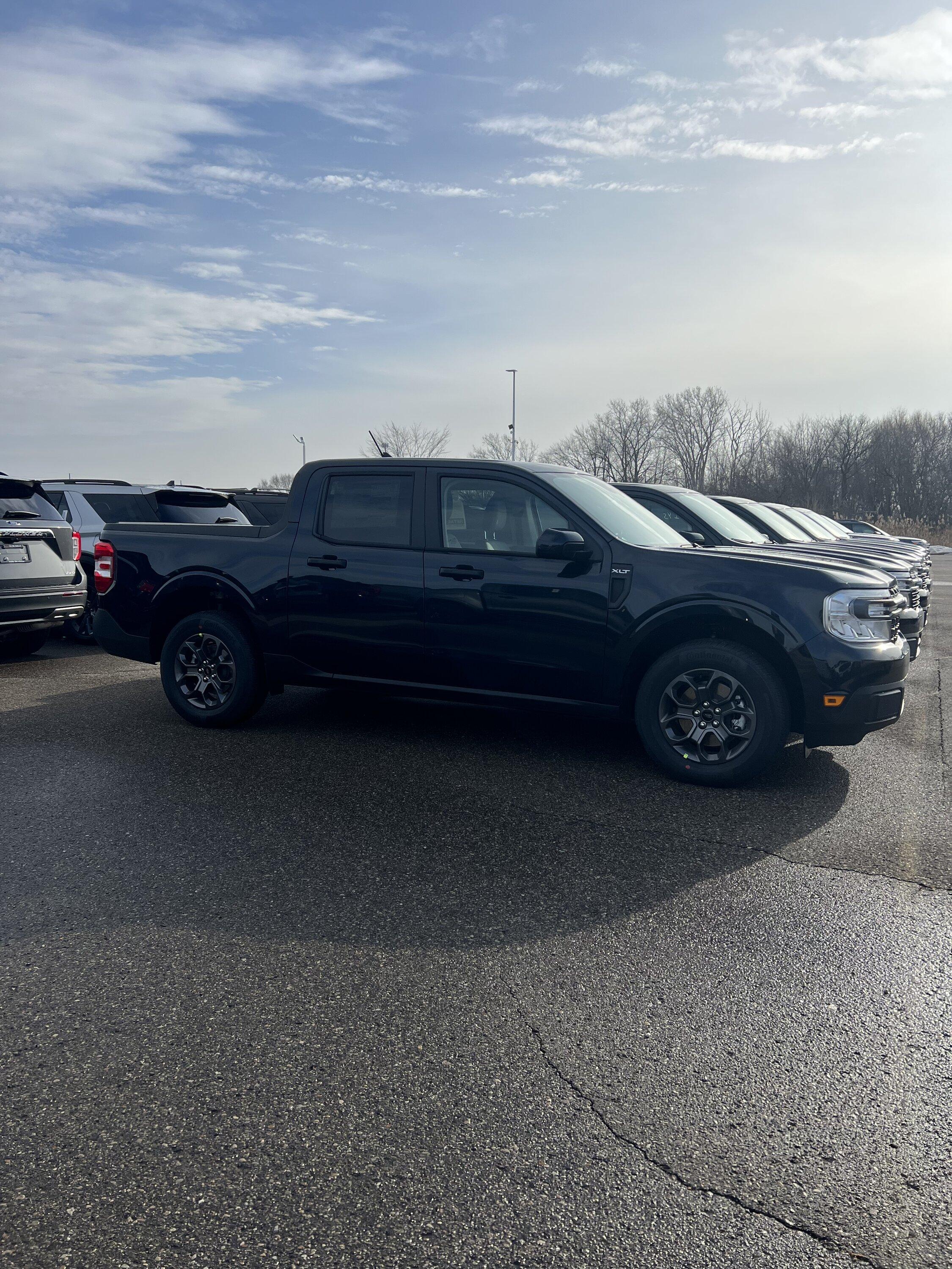 Ford Maverick 2023 Maverick XLT Available FA4016A0-20DD-4804-8443-1A8B6DEFE34F