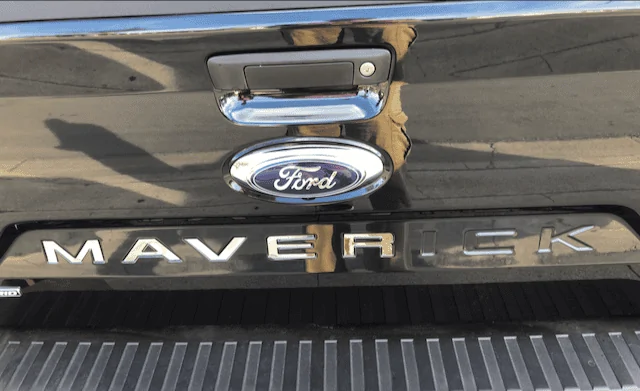 Ford Maverick Which tailgate Letters for Alto Blue? IMG_1467
