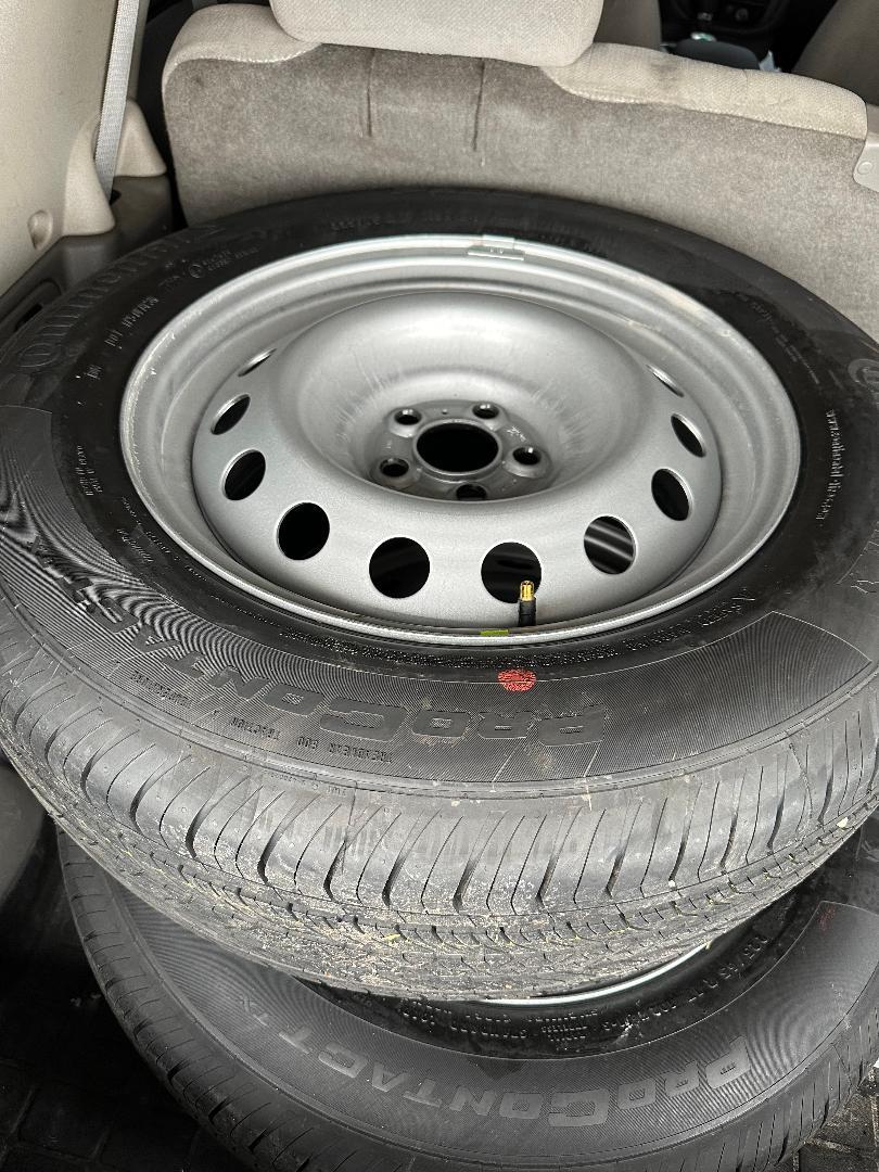 Ford Maverick FS: spare tire/wheel thumbnail (2)
