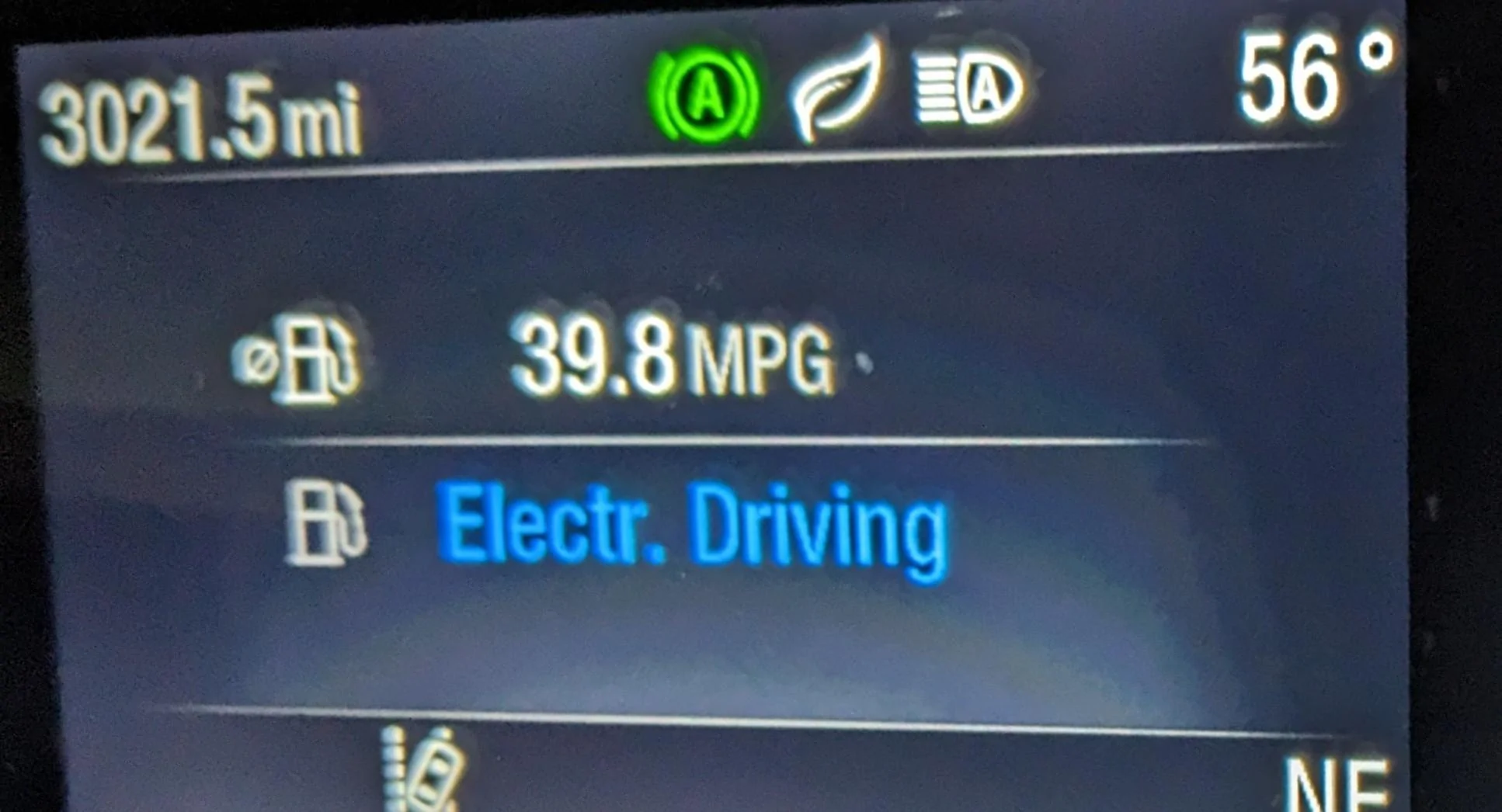 Ford Maverick Interesting abbreviation in fuel efficiency dash display PXL_20230106_003750984