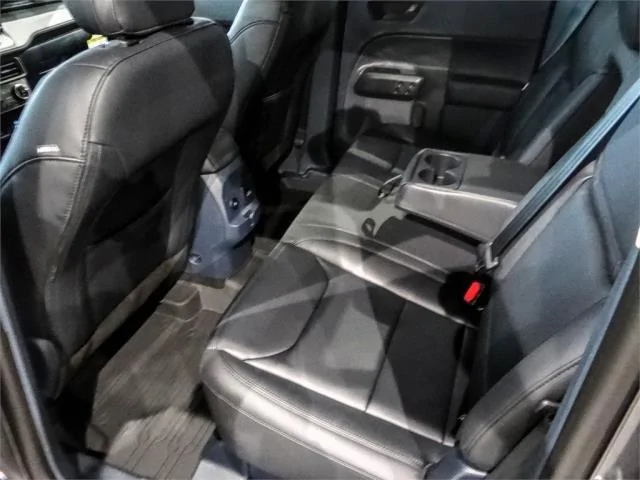 Ford Maverick BAP Black Appearance Package pictures: Carbonized Gray Hybrid Maverick Lariat Lux F1F05AA3-A152-41AD-8B77-F14D20F008BD