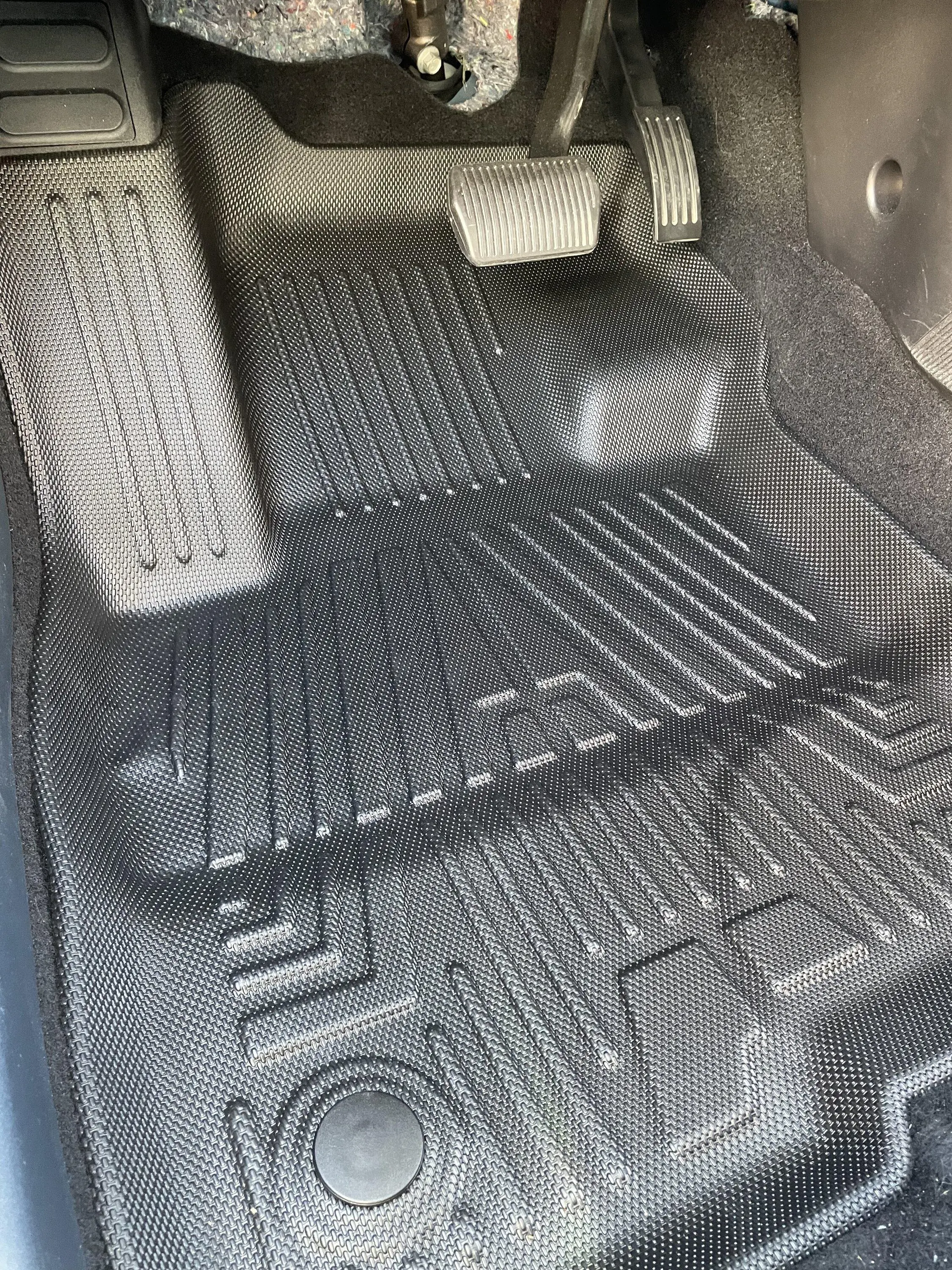 Ford Maverick Maxisuper floor mats hybrid A9362B4F-C136-46D9-B8EE-CFB82E3141A6