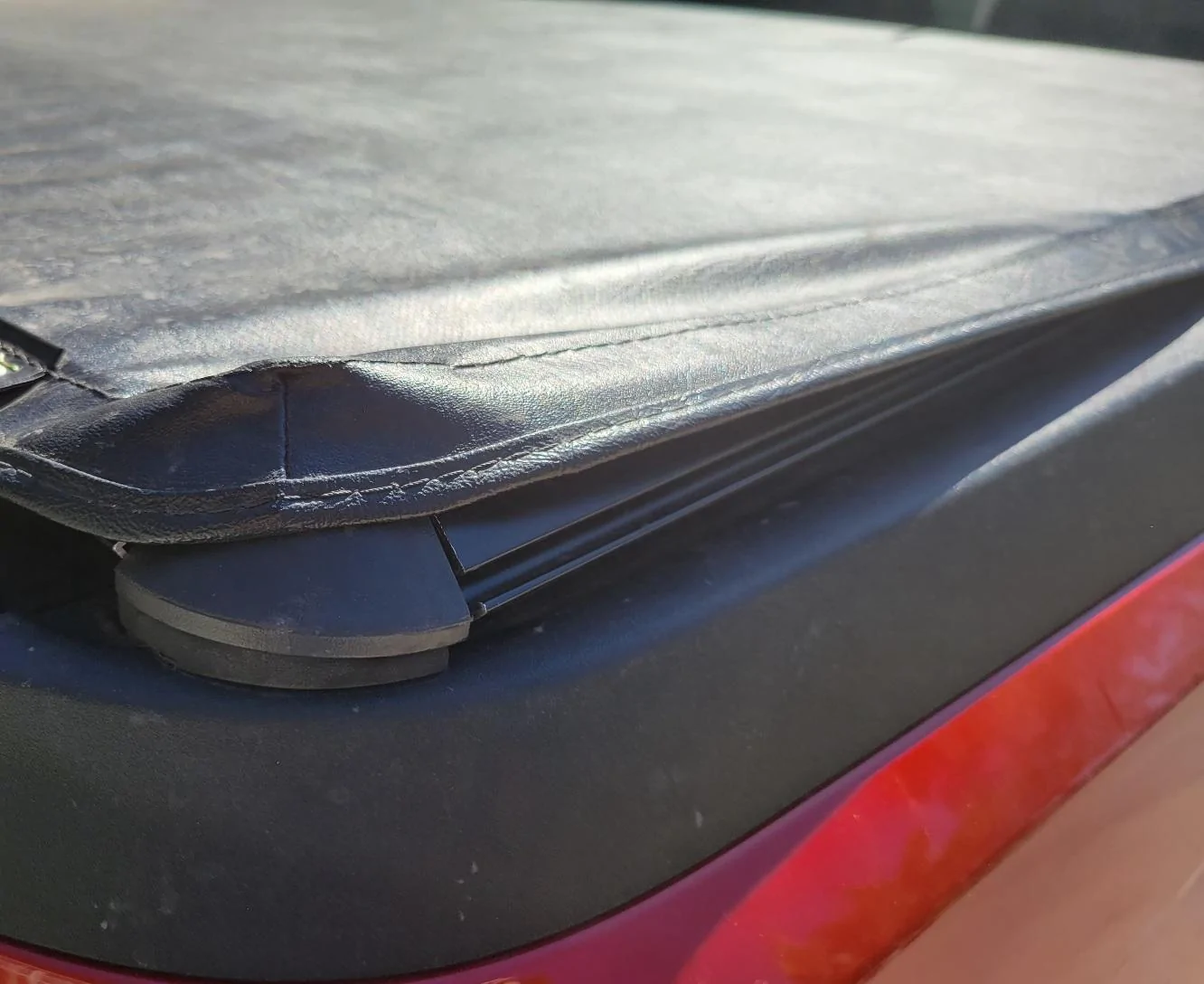 Ford Maverick Gator SFX Tri-Fold Tonneau Cover - feedback / review? 20221024_112157