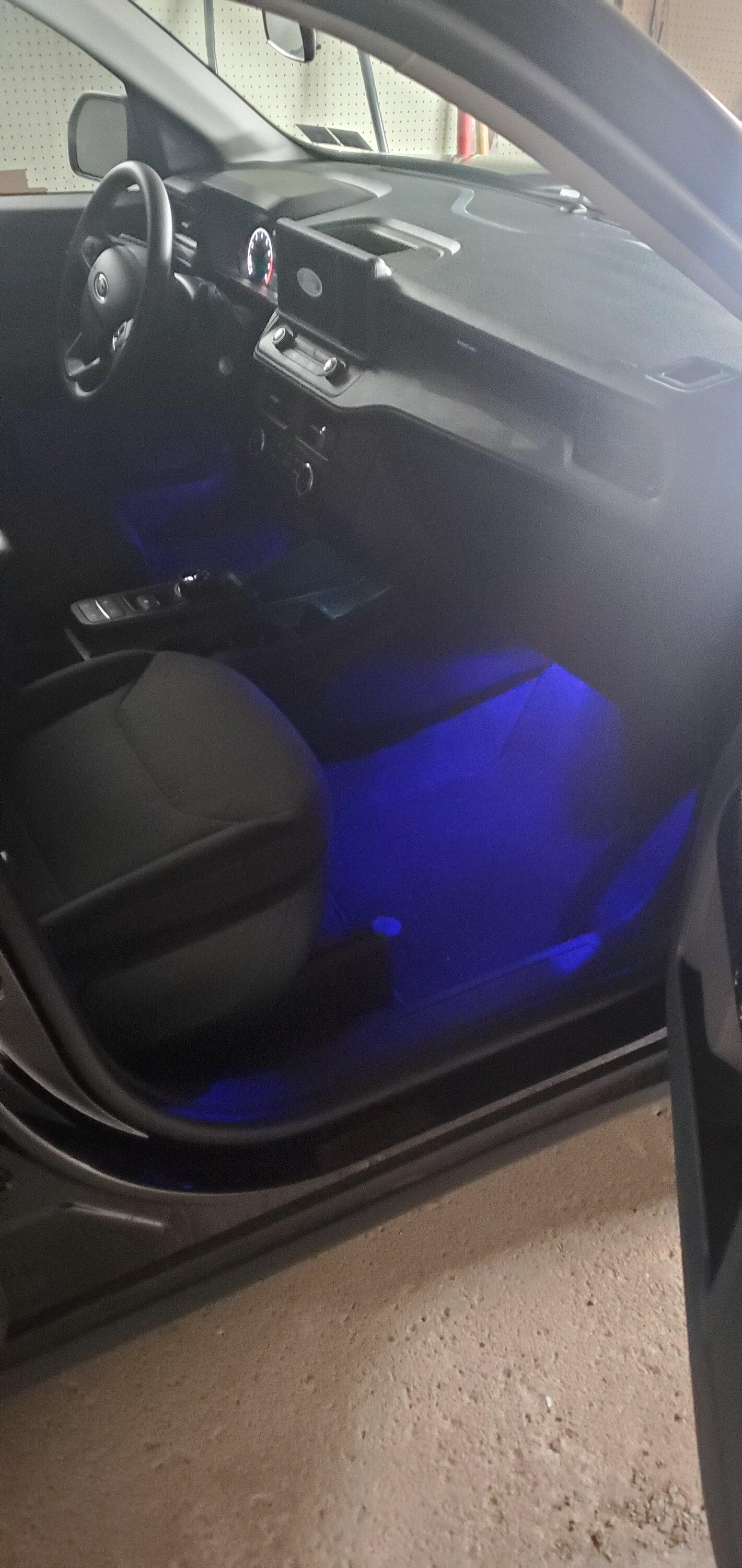 Ford Maverick Adding interior ambient lighting? 20230109_123921