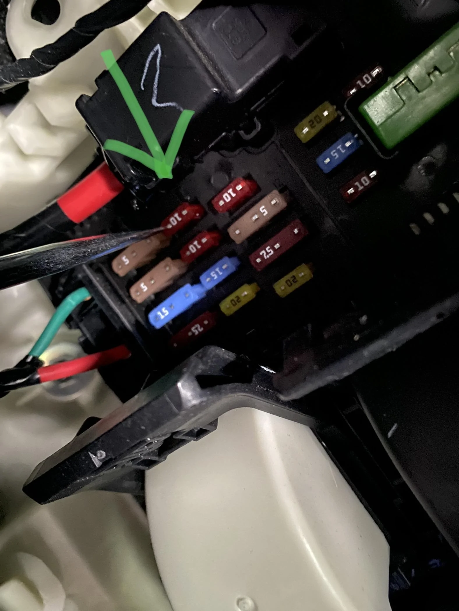 Ford Maverick Heated seat install 50594DFD-0136-41A8-82FB-07335C2515DD