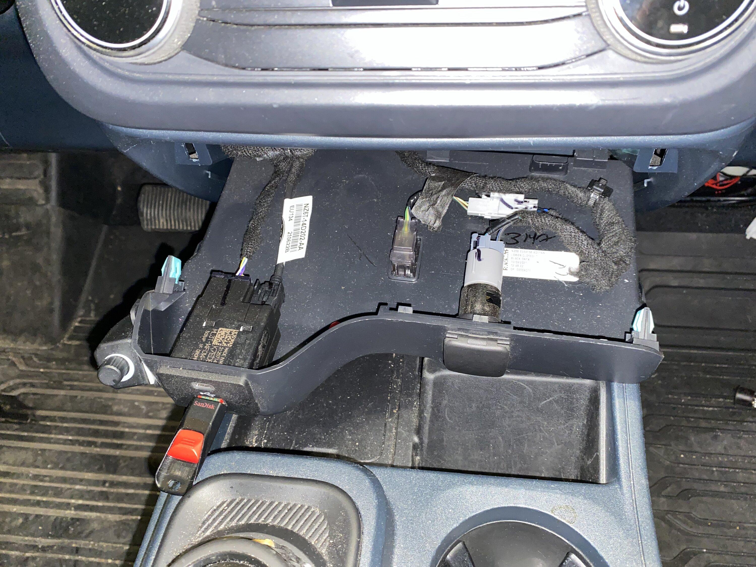 Ford Maverick Heated seat install 0EDBD2AF-EB80-41DA-A607-E1E35FE725B2