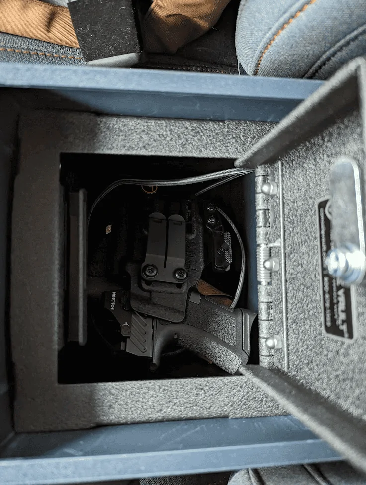 Ford Maverick Any other console vault owners? 1673535650067