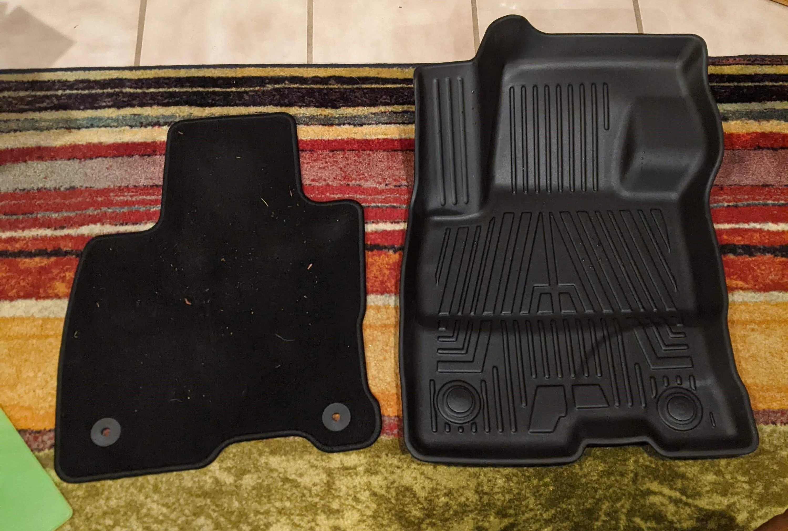 Ford Maverick Make your Amazon floor mats snap in like your stock mats! PXL_20230113_234932878