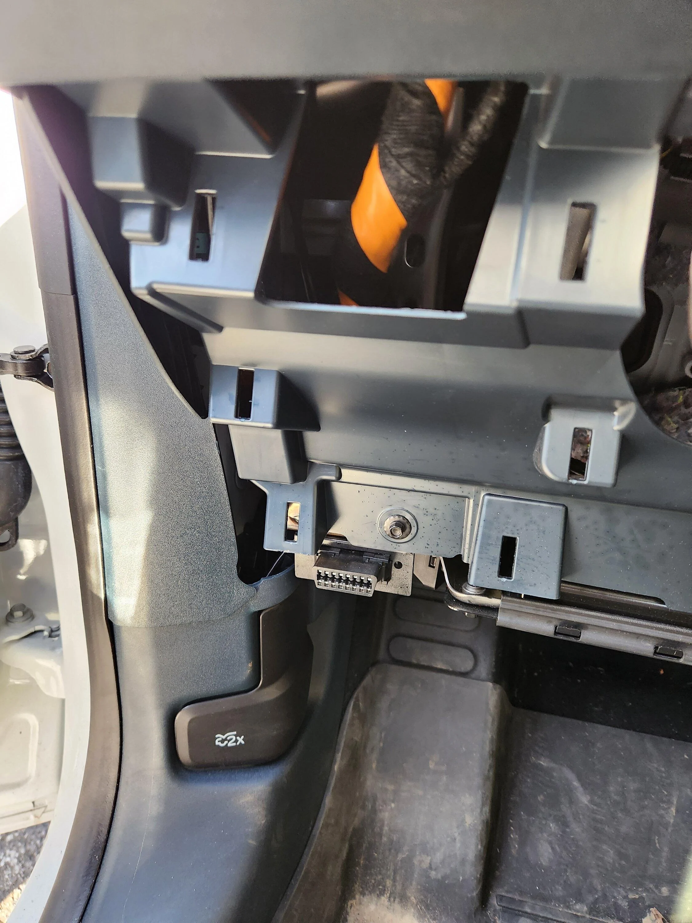 Ford Maverick My Experience with Installing Ford Factory Dash Cam from Thinkware and a few Lasfit LED Bulbs 1000001170