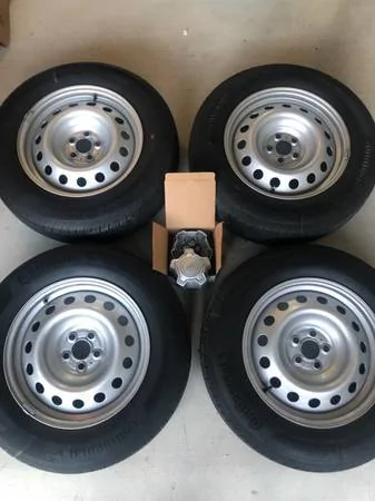 Ford Maverick Stock takeoffs - identify if they have the TPMS Tires