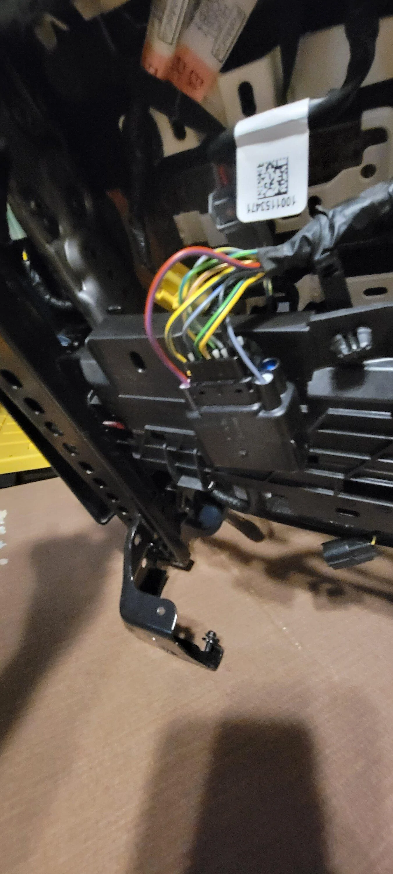Ford Maverick Swap power seat into manual truck 20221220_133235