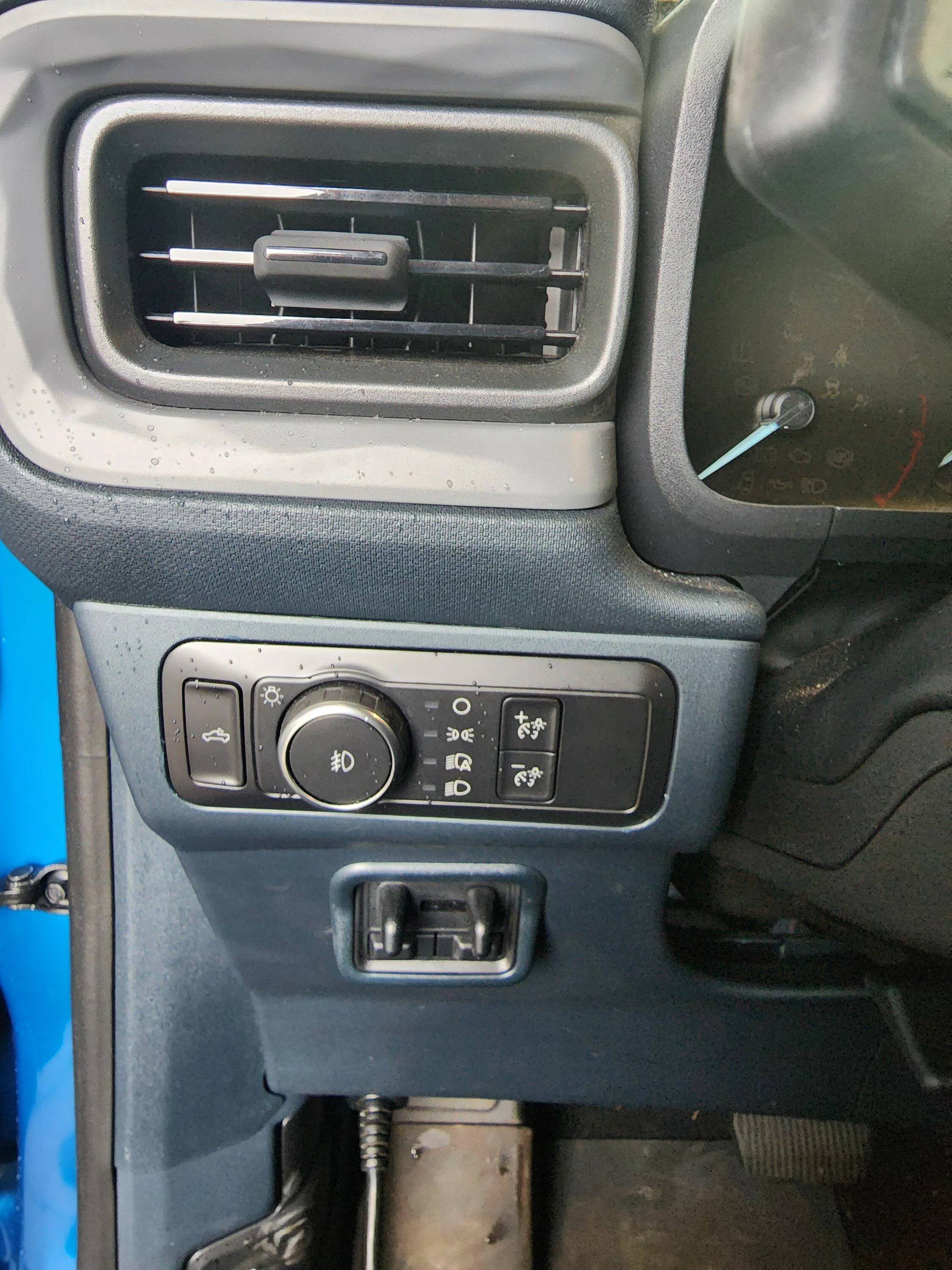 Ford Maverick F-150 Fog Lamp Switch and Wire Harness Installed in Maverick - DIY 20221215_124444