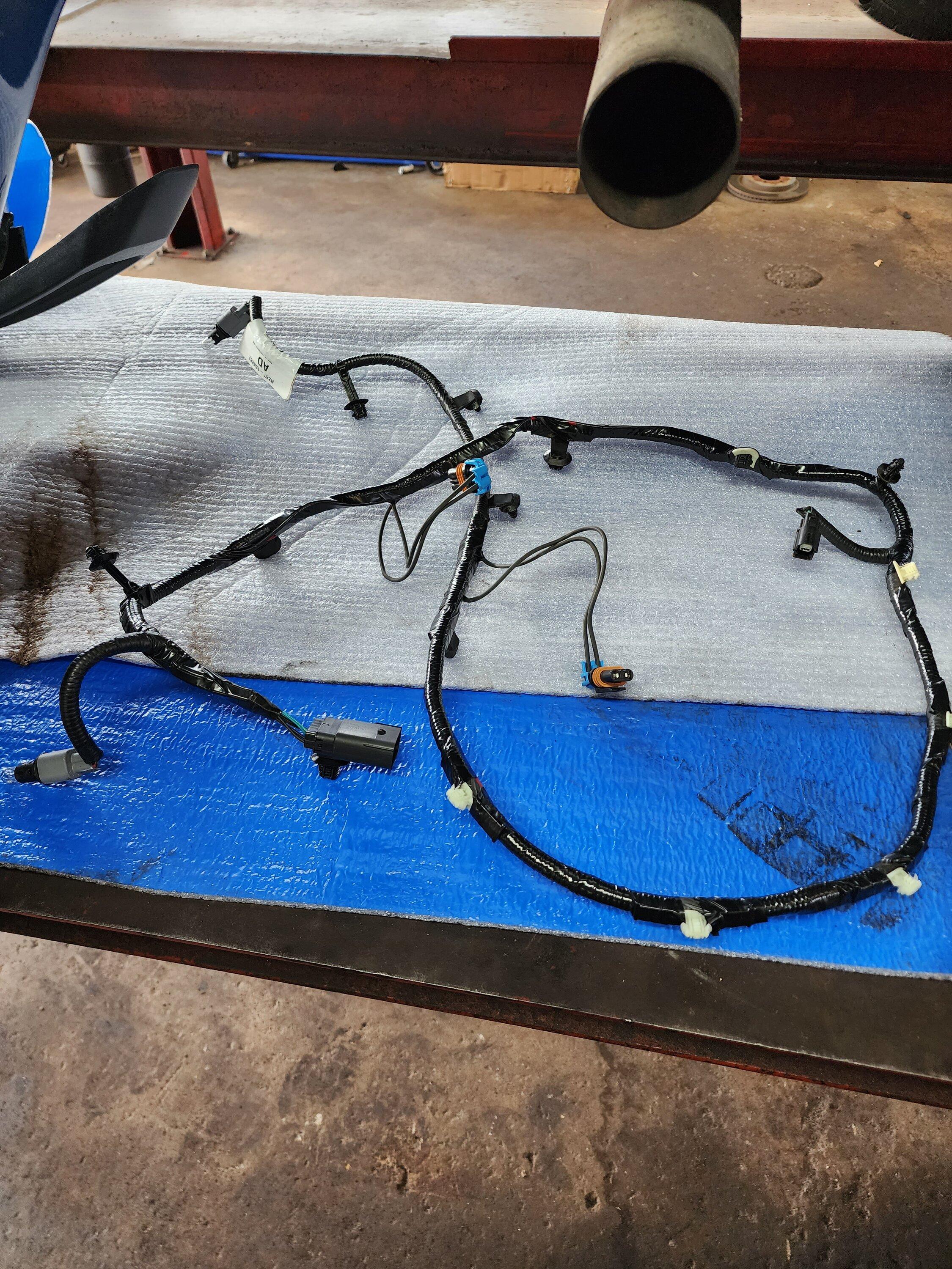 Ford Maverick F-150 Fog Lamp Switch and Wire Harness Installed in Maverick - DIY 20230103_151332