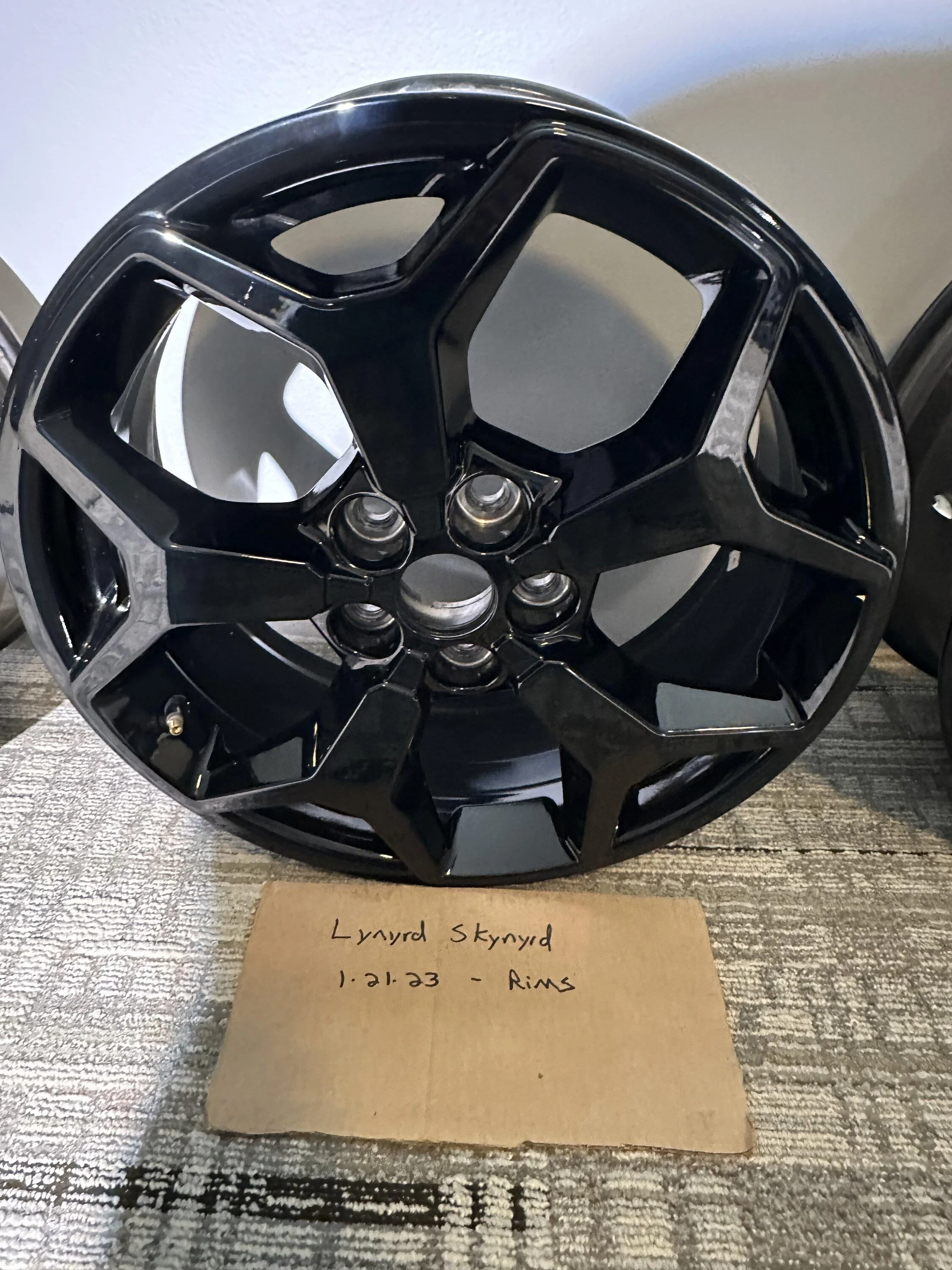 Ford Maverick Black FX4 rims -Sold IMG_1823