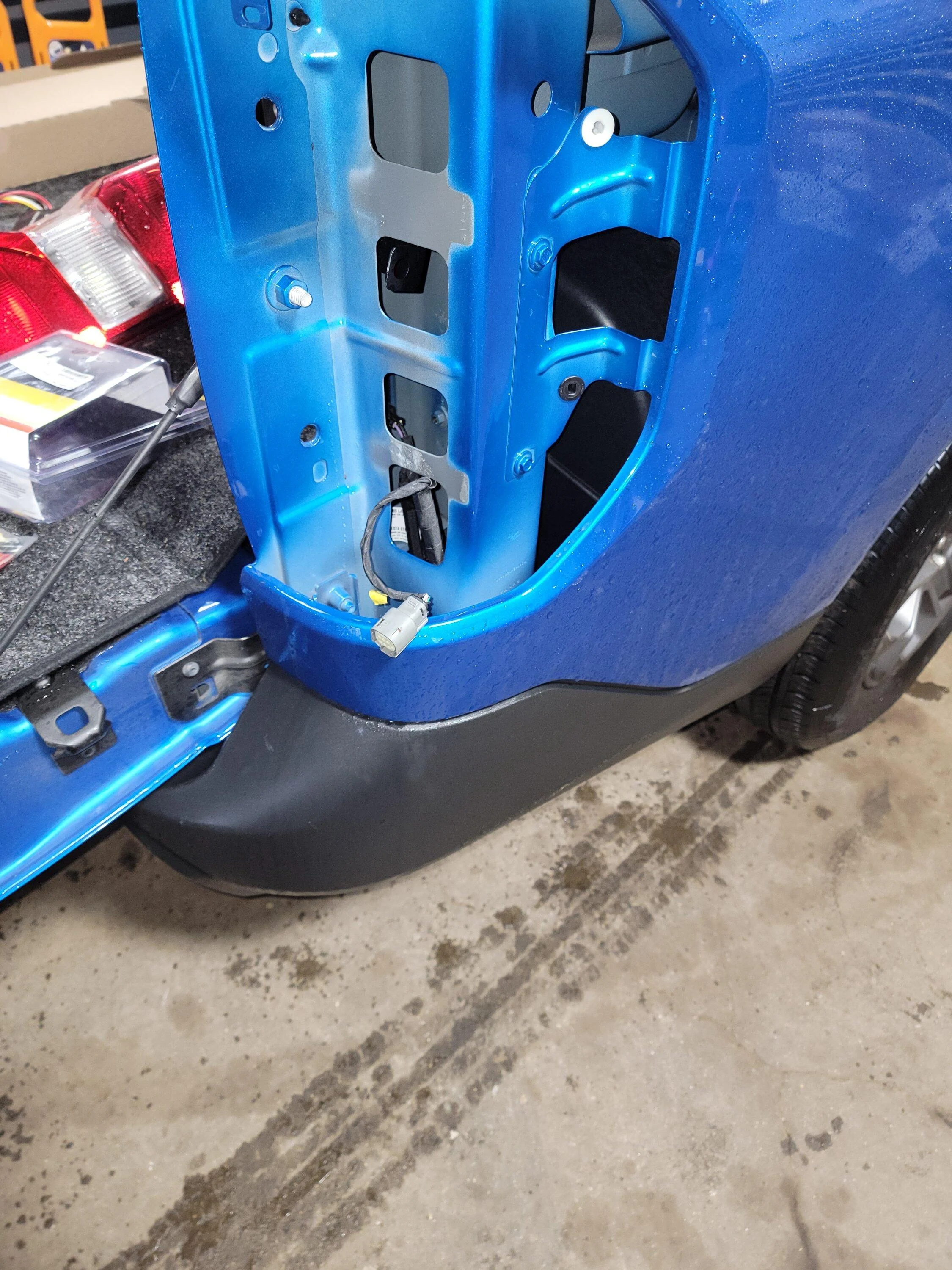 Ford Maverick Tailgate Light Bar Possible Solution 20230123_081644