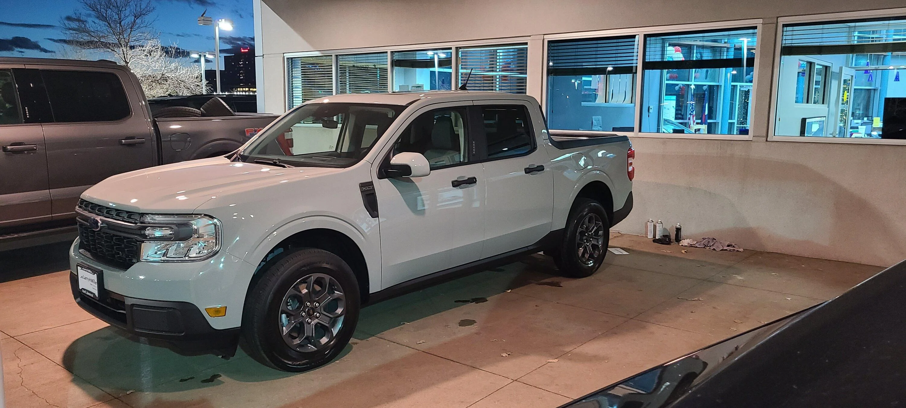 Ford Maverick Picked up 2023 Maverick Cactus Gray 20230114_173943