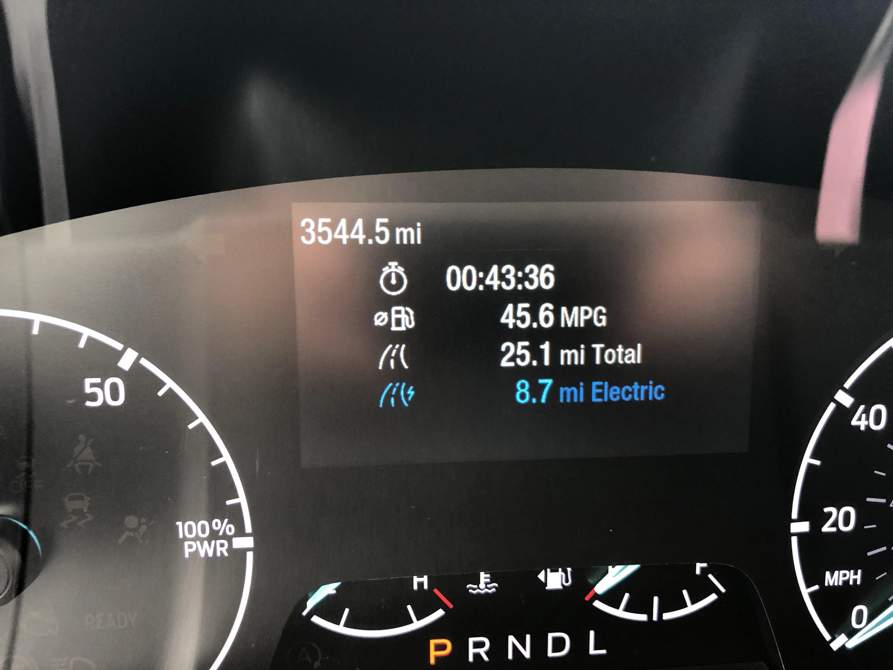 Ford Maverick Maverick EB vs Hybrid MPG with fueleconomy.gov Calculator EC9BDFD7-F06C-4D61-8158-011455FF79AD