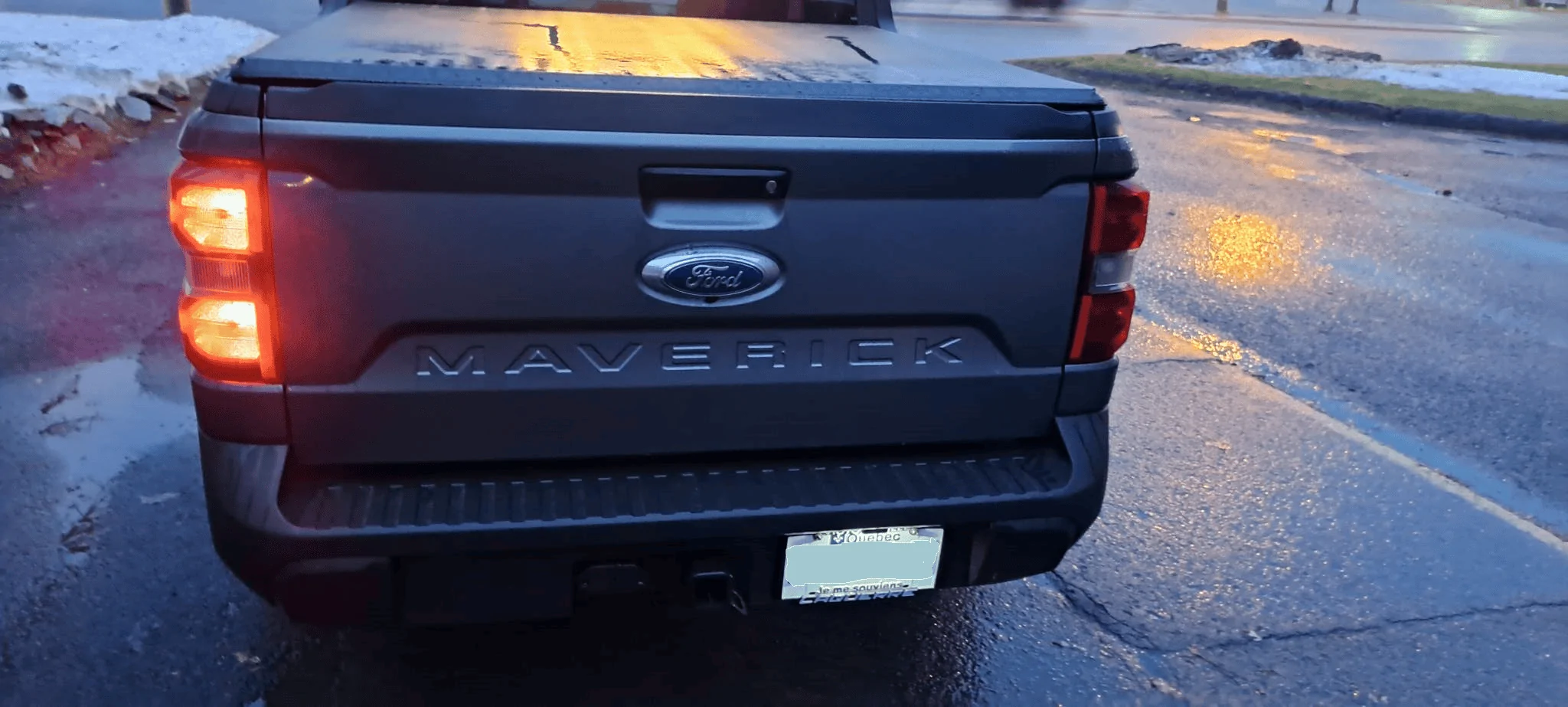 Ford Maverick Left taillights not constantly on when driving 323122419_539819671501808_7310334793543872914_n