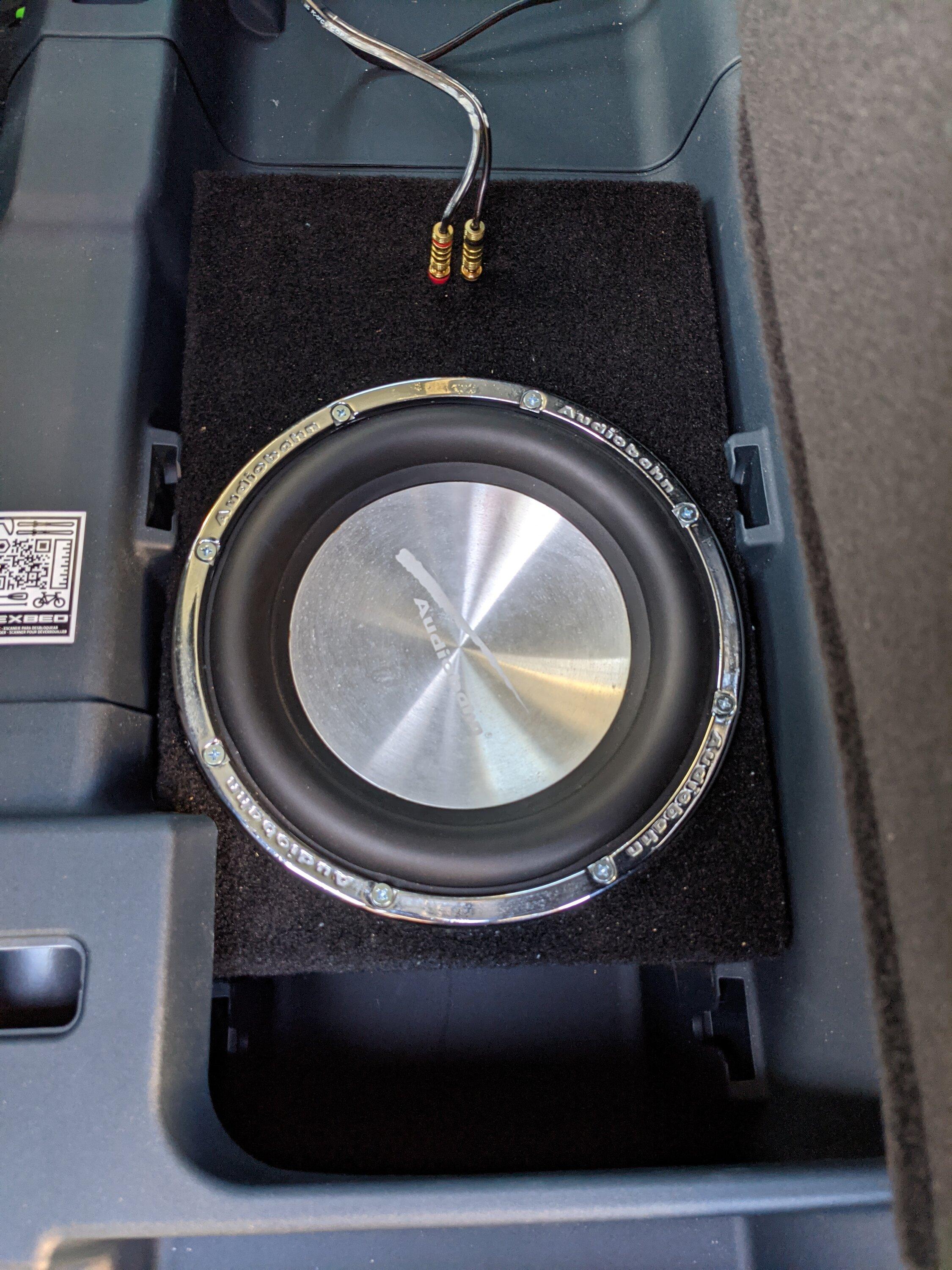 Ford Maverick XLT hybrid audio upgrade PXL_20230123_220016708