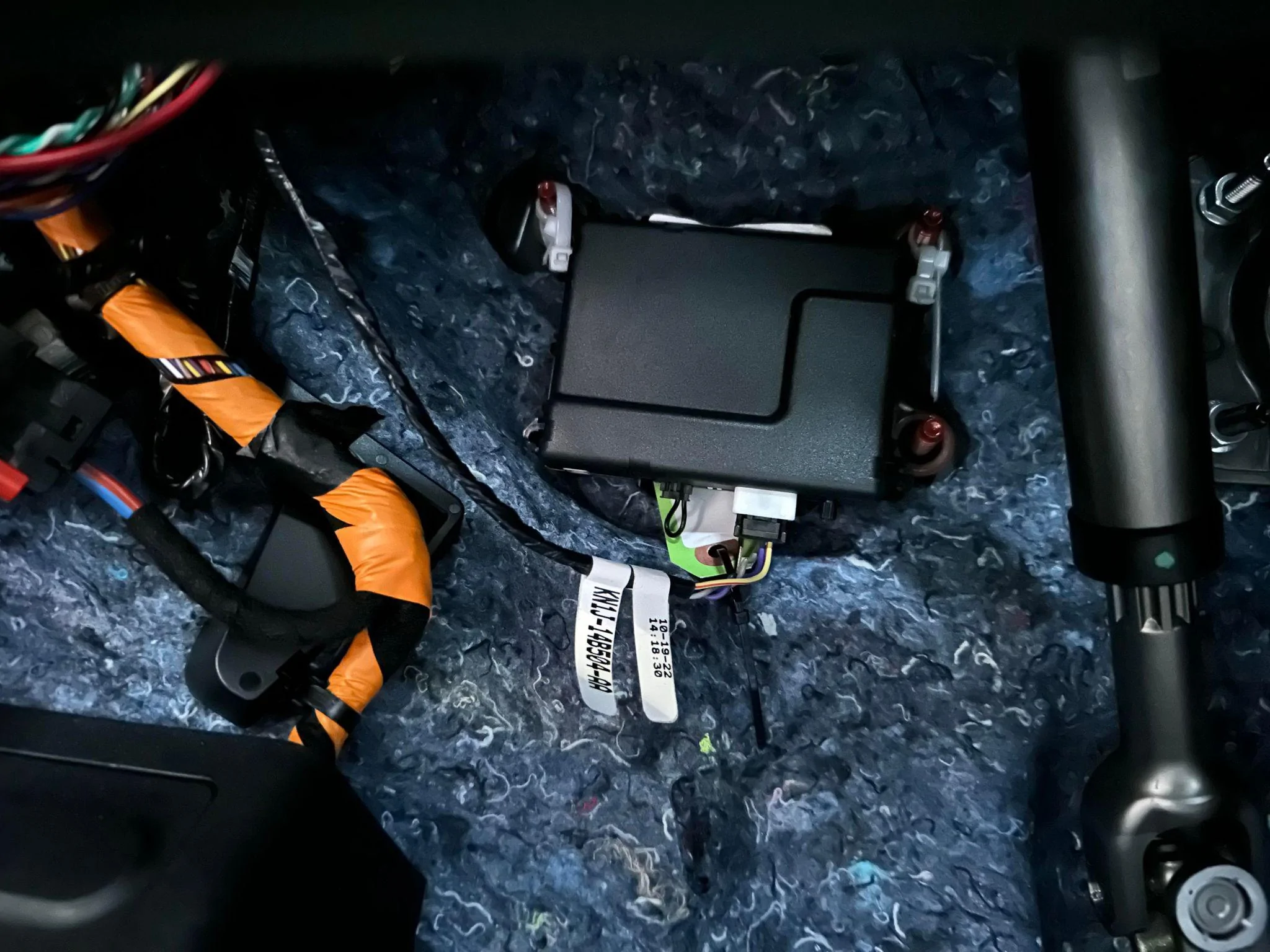 Ford Maverick Remote Start retrofit install? 327761427_590176399580587_1786990793613666609_n