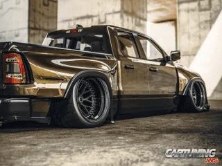 Ford Maverick 22" wheels on Maverick... there's such thing as too BIG 1675196331508