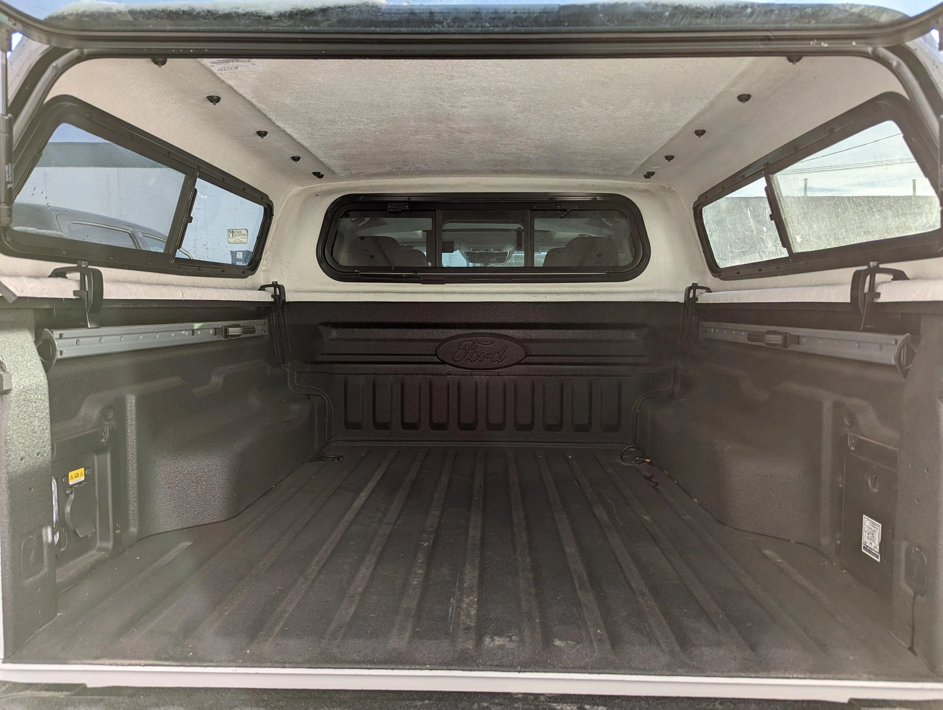 Ford Maverick A.R.E. V-Series Bed Cap installed! PXL_20230202_233647175