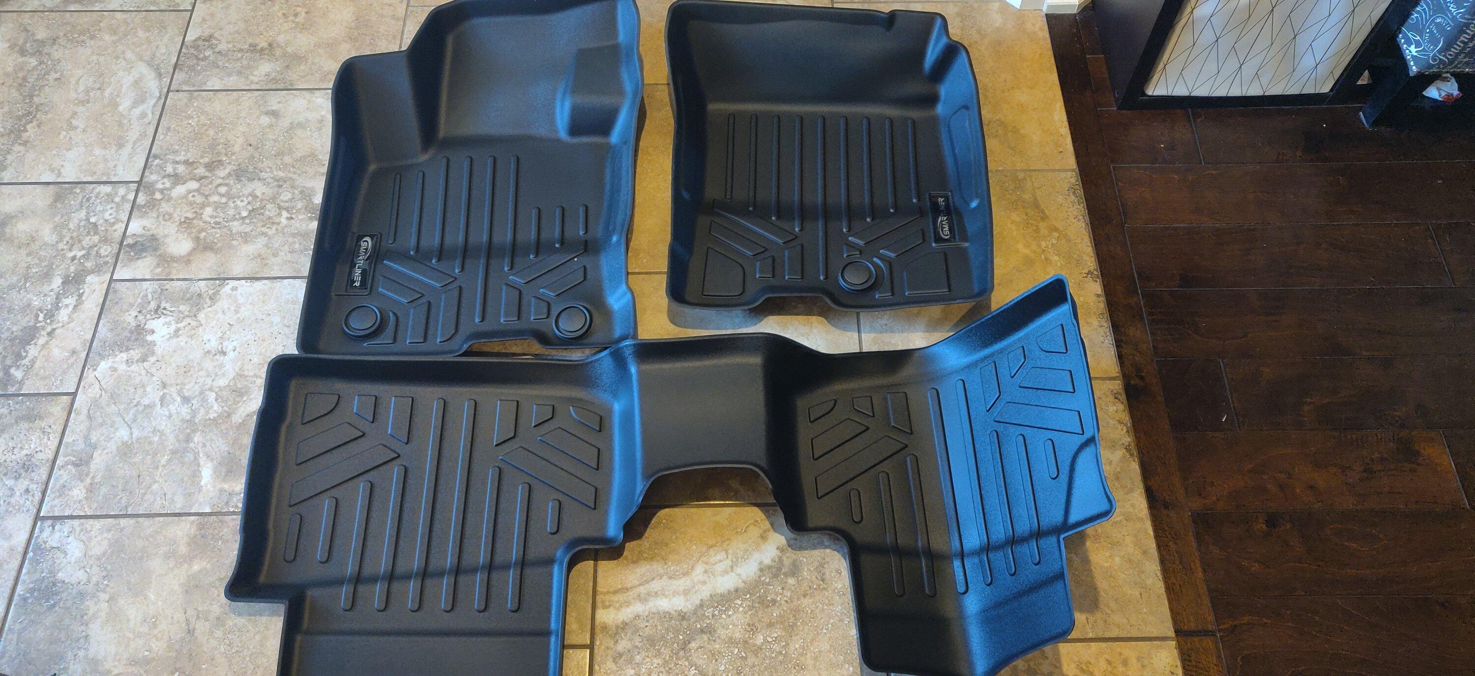 Ford Maverick Smart liner / HYBRID floor mats unboxing IMG_20230203_103139