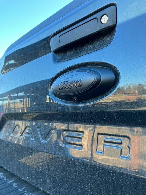 Ford Maverick 2022 Ford Maverick XL EcoBoost AWD Shadow Black Build RearEmblem_1