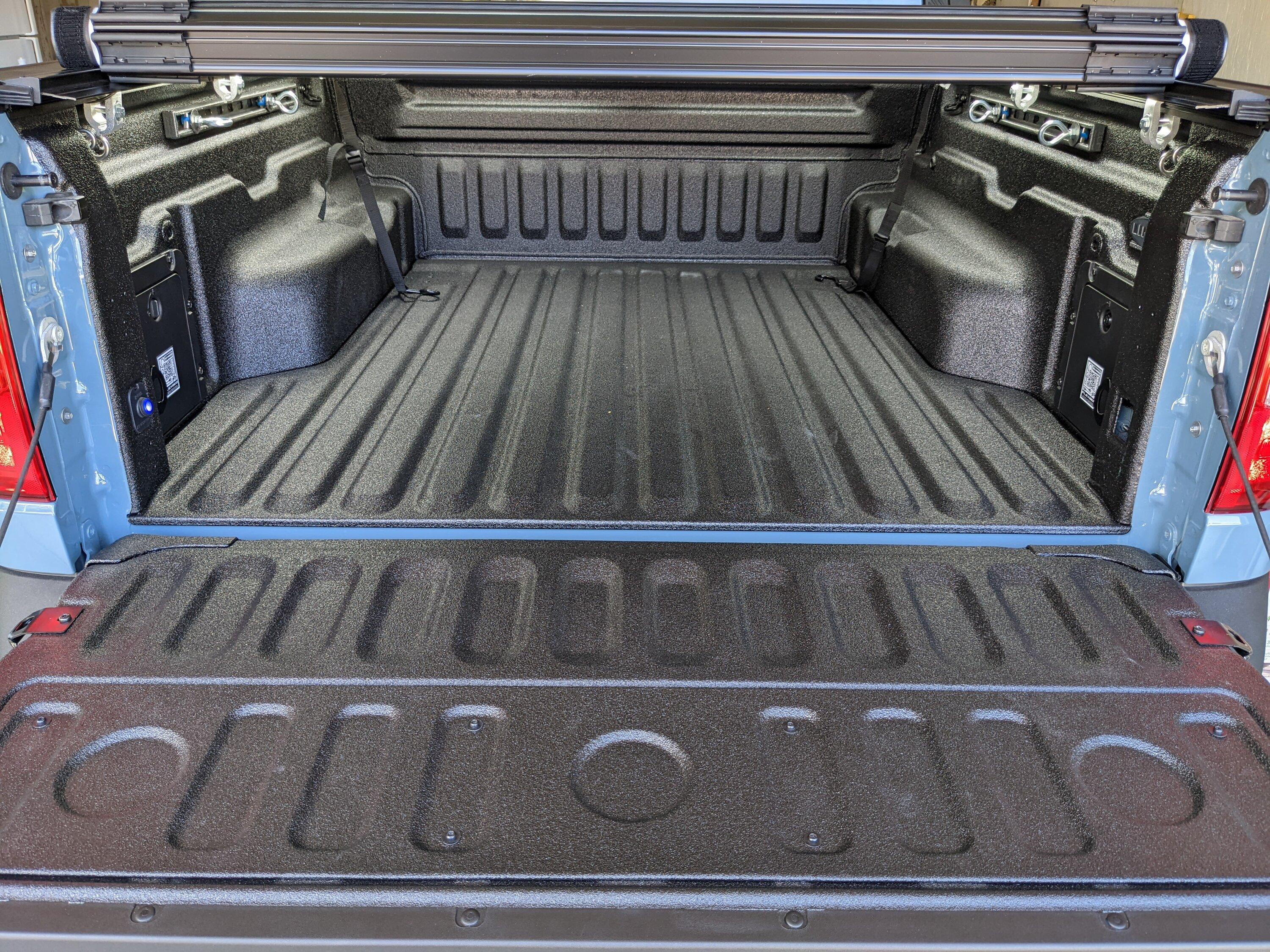 Ford Maverick Not happy with Line-X tailgate job PXL_20220808_194055176