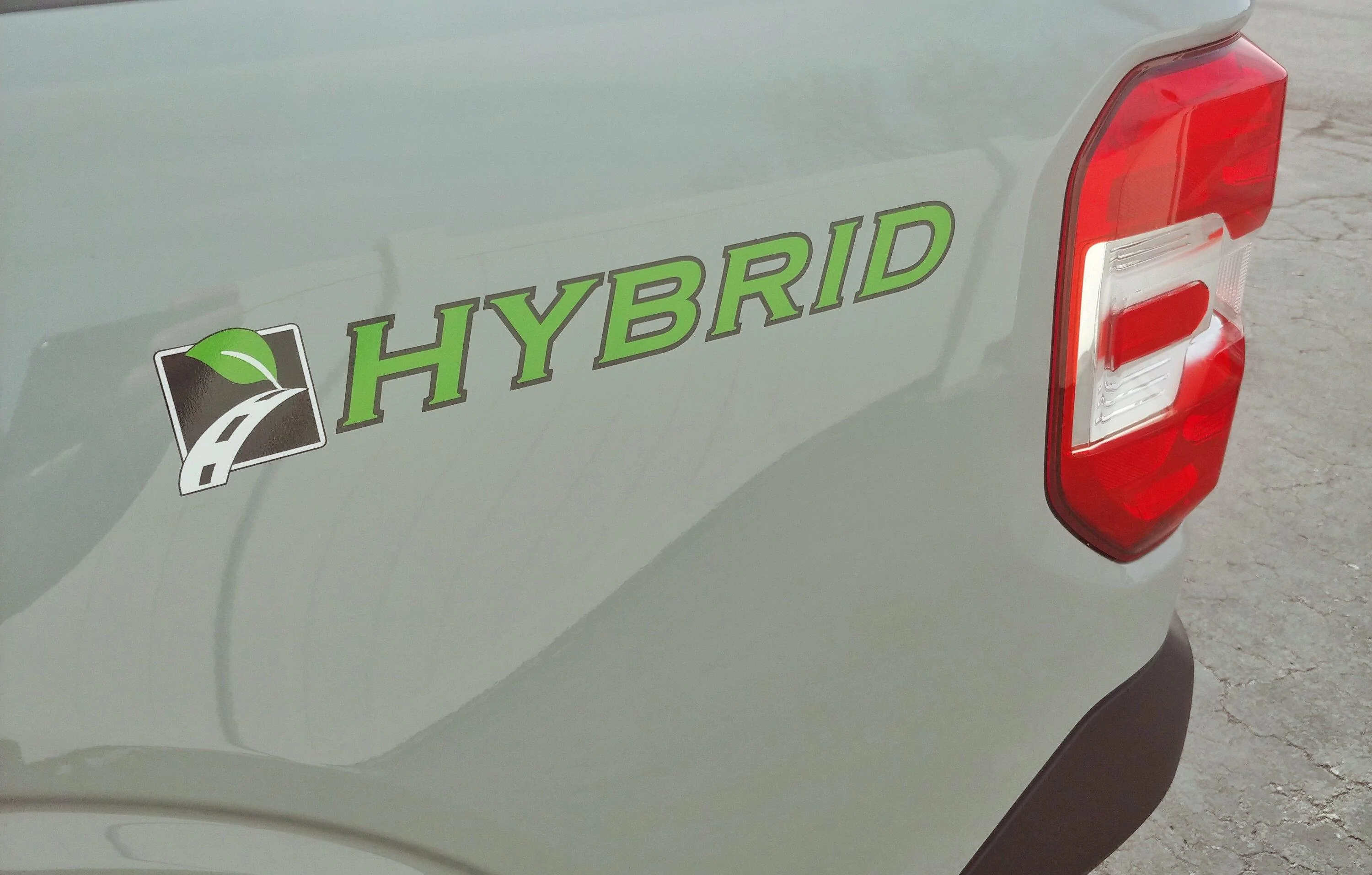 Ford Maverick Cheap Thrills - Hybrid XL add-ons 20230204_141103_HDR-01