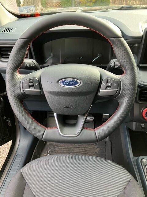 Ford Maverick 2022 Ford Maverick XL EcoBoost AWD Shadow Black Build SteeringWheel_2