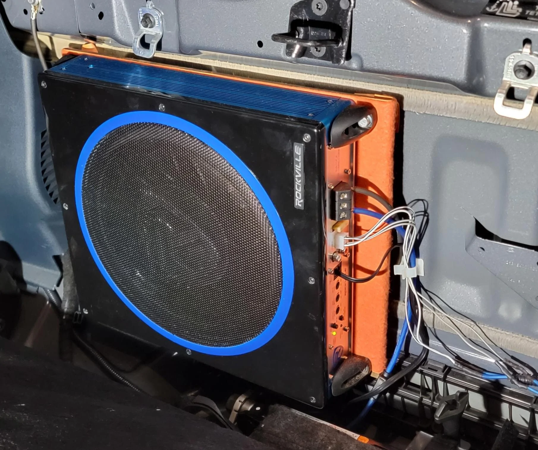 Ford Maverick Active Powered "All-N-One" Subwoofers 20230122_183725